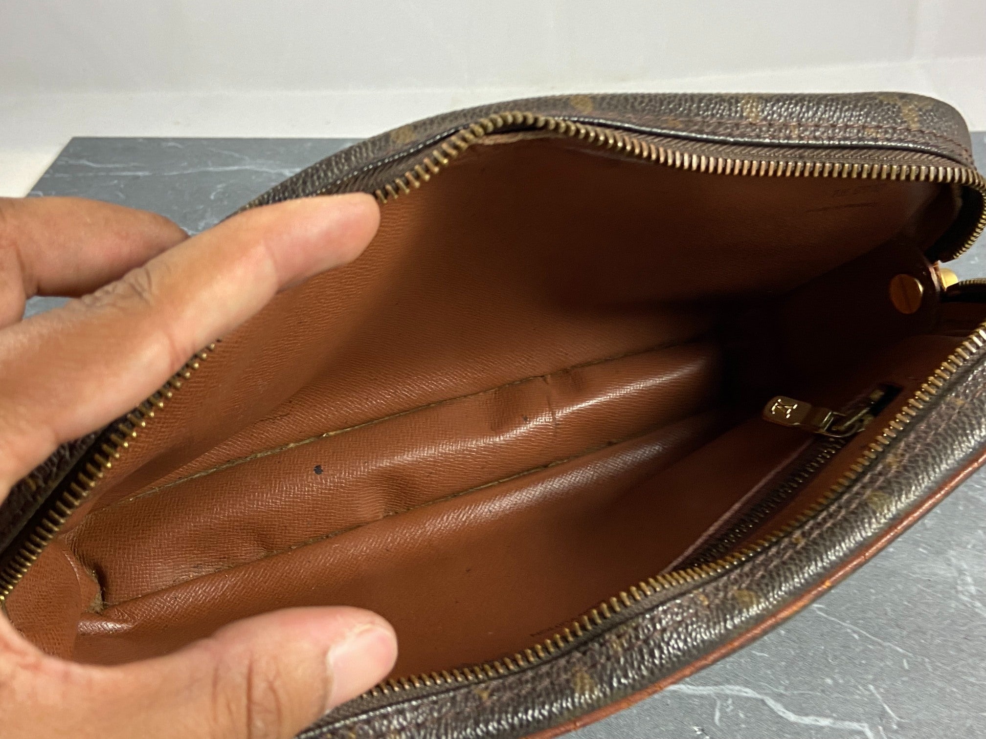 Louis Vuitton Marly Dragonne Clutch Monogram Canvas