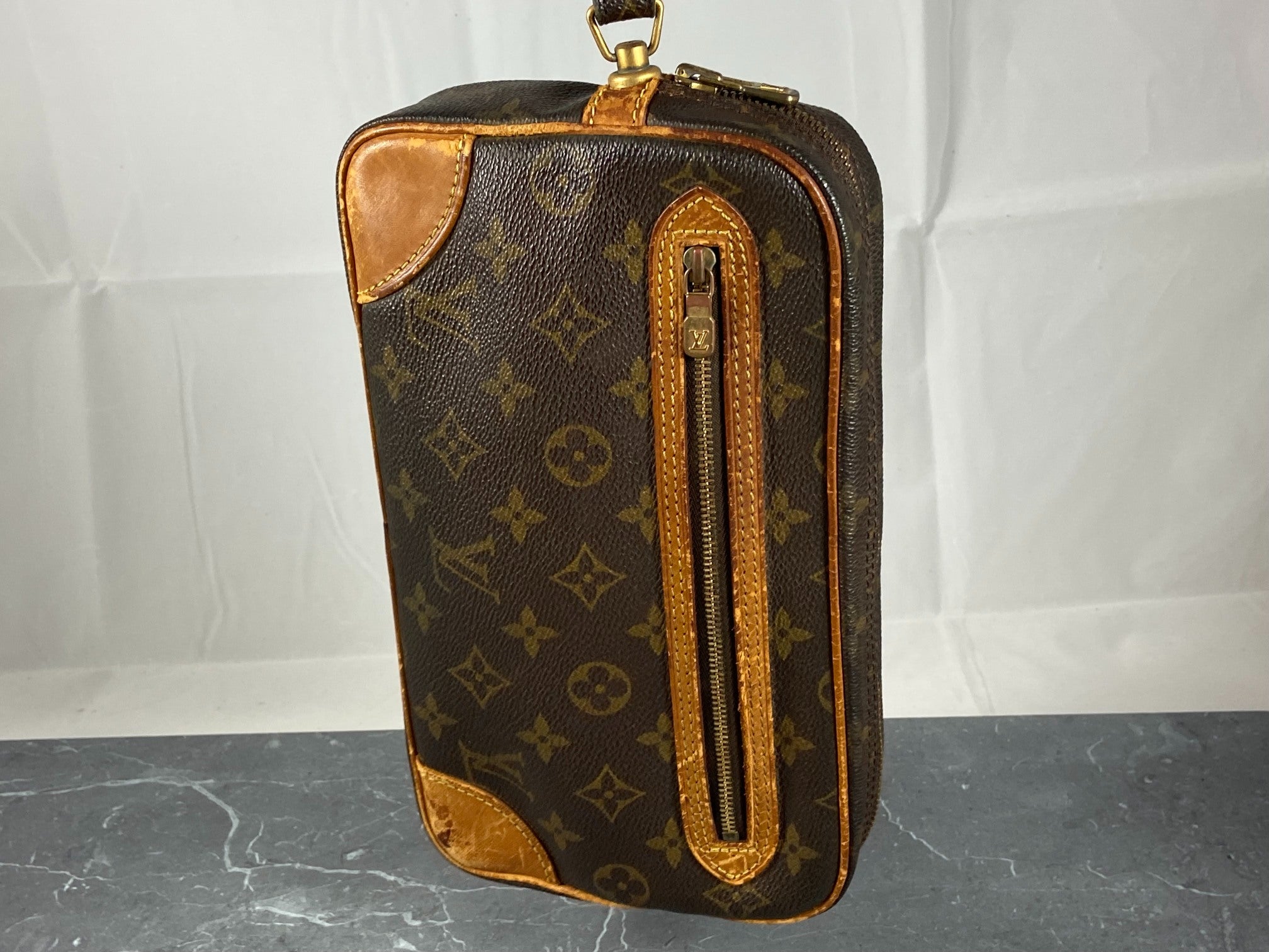 Louis Vuitton Marly Dragonne Clutch Monogram Canvas