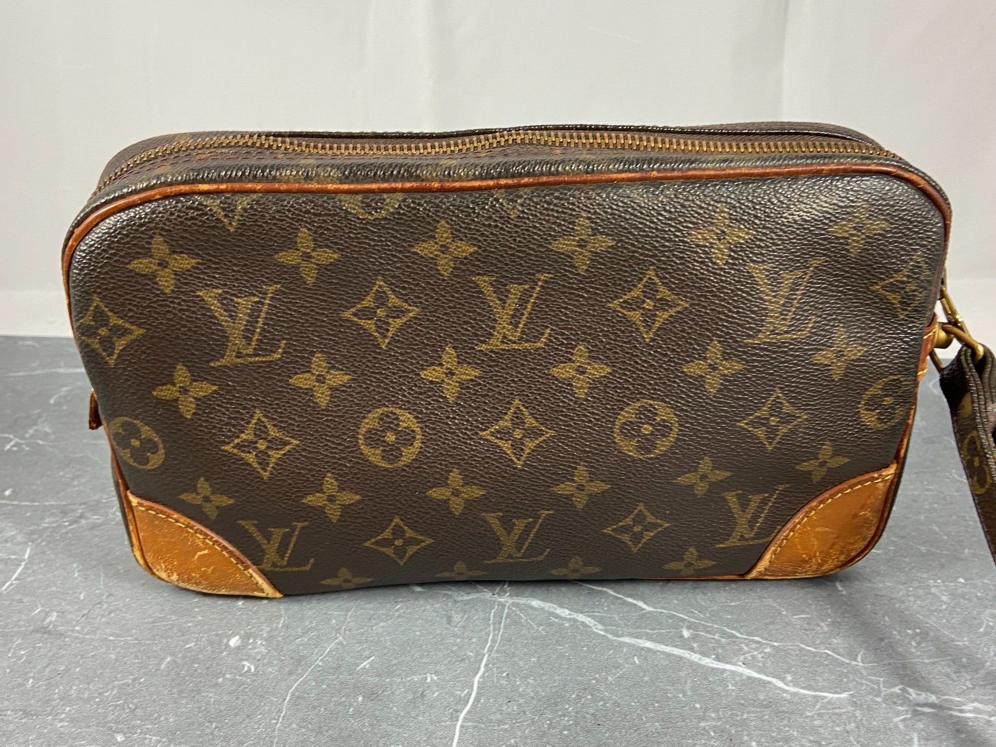 Louis Vuitton Marly Dragonne Clutch Monogram Canvas