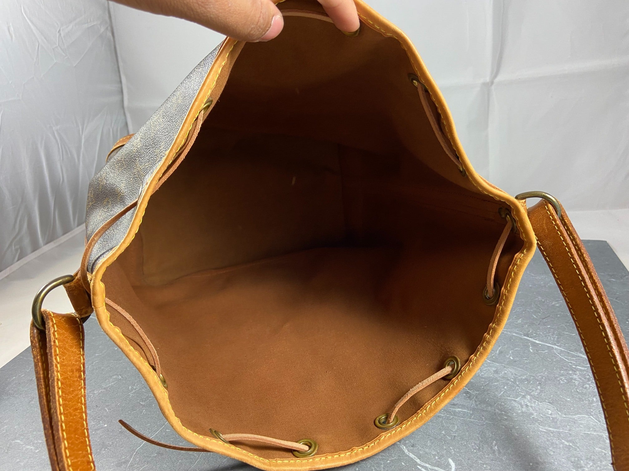 Louis Vuitton Sac Noé Grand Monogram Canvas