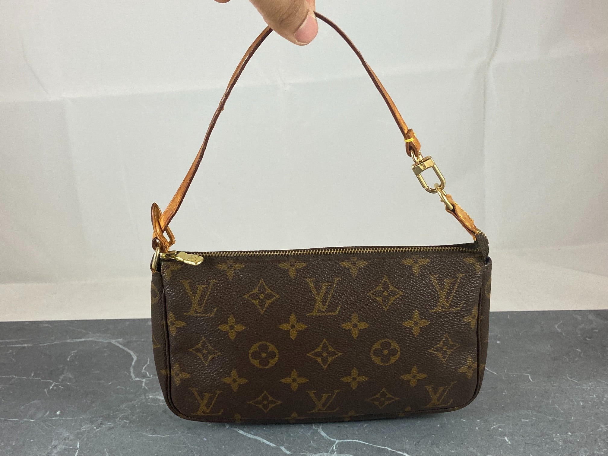 Louis Vuitton Pochette Accessoires Monogram Canvas