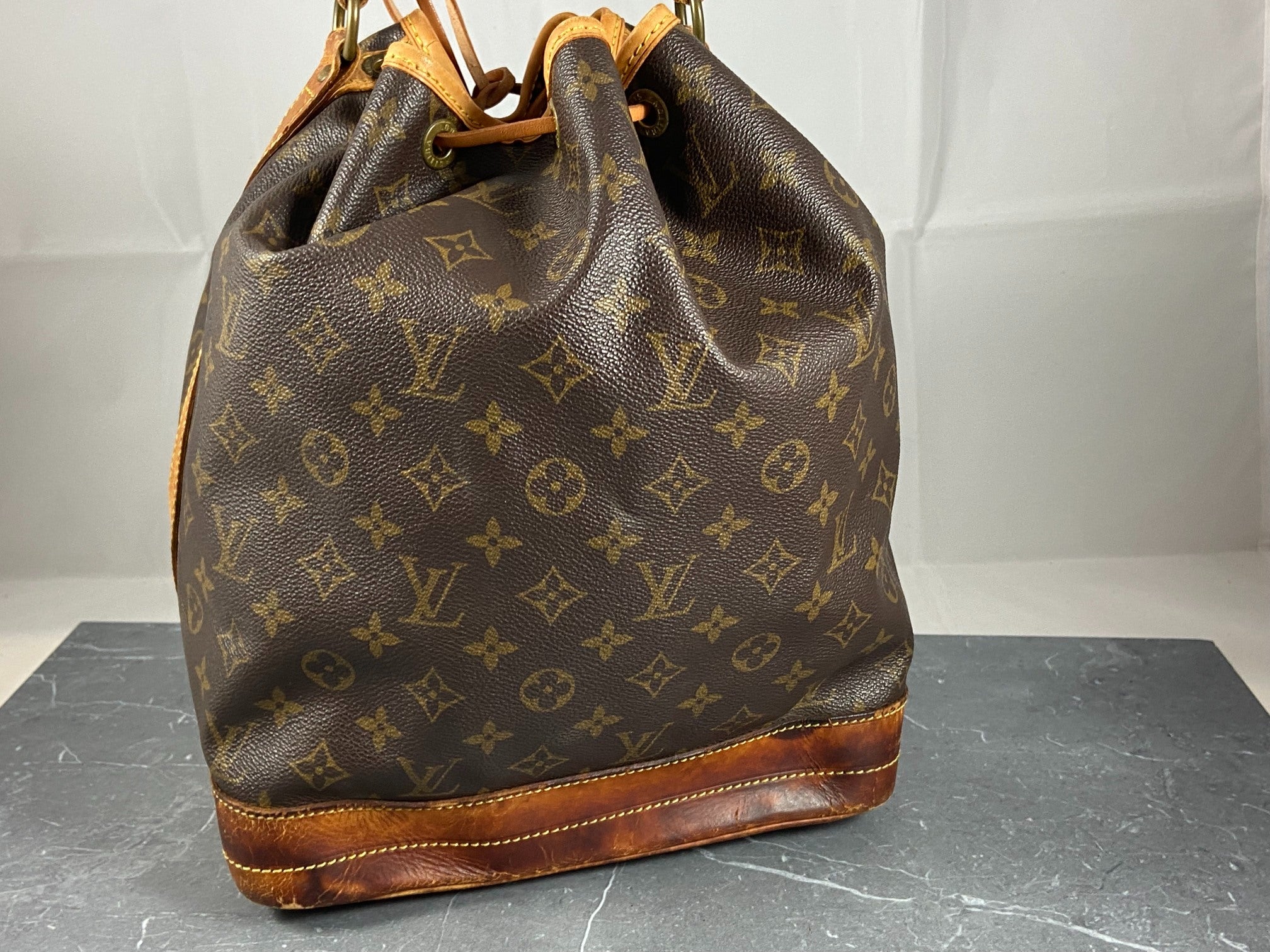Louis Vuitton Sac Noé Grand Monogram Canvas
