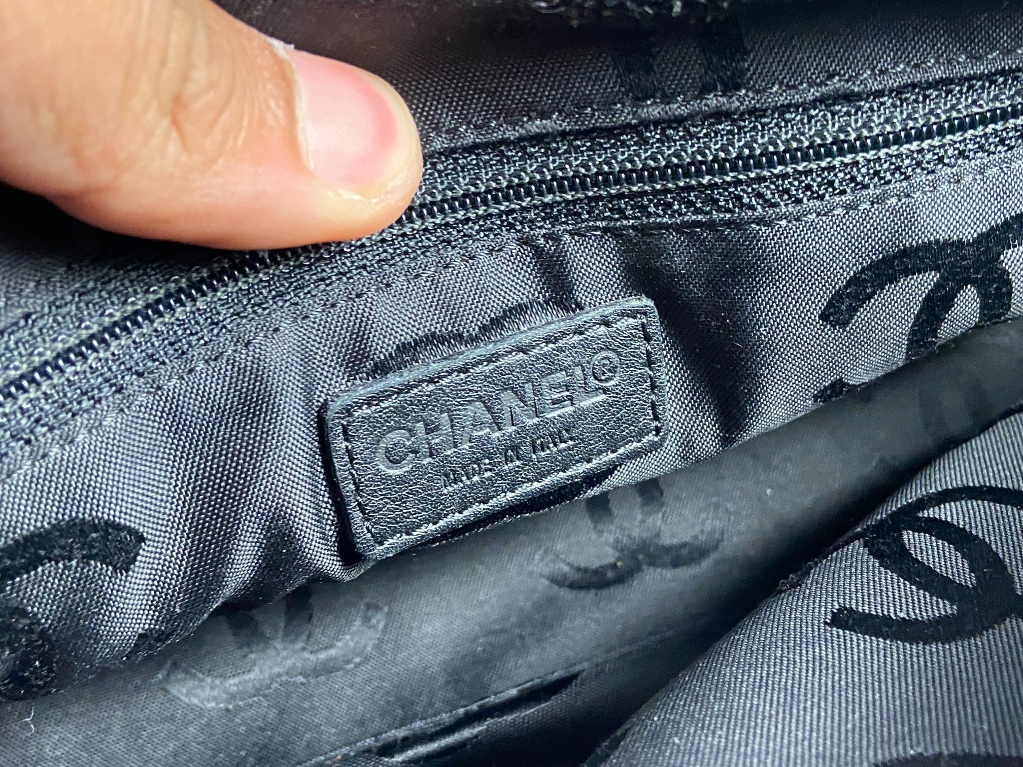 Chanel Wool Hand / Shoulder Bag Black