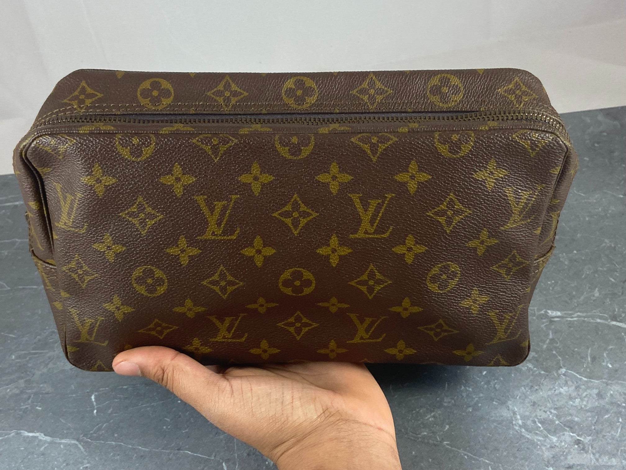 Louis Vuitton Trousse Toilette 28 Monogram Canvas