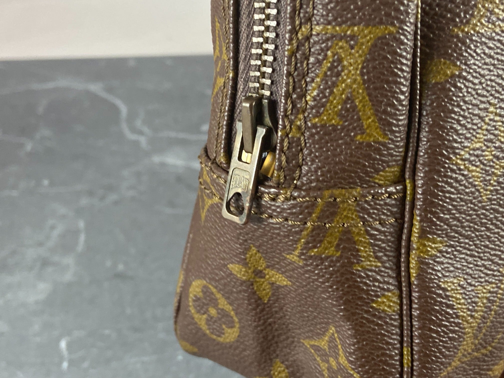 Louis Vuitton Trousse Toilette 28 Monogram Canvas