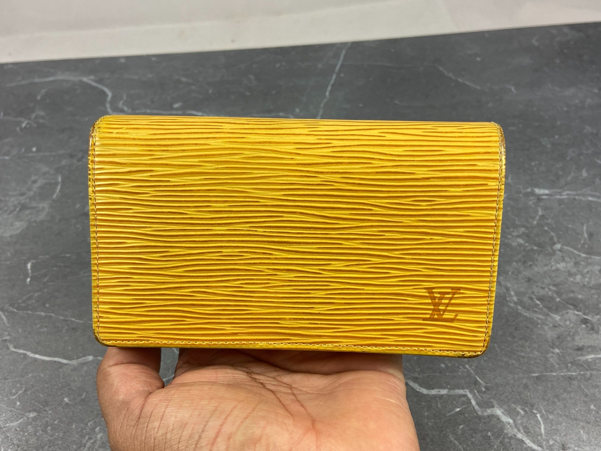 Louis Vuitton Porte-Monnaie Tresor Yellow Epi Leather