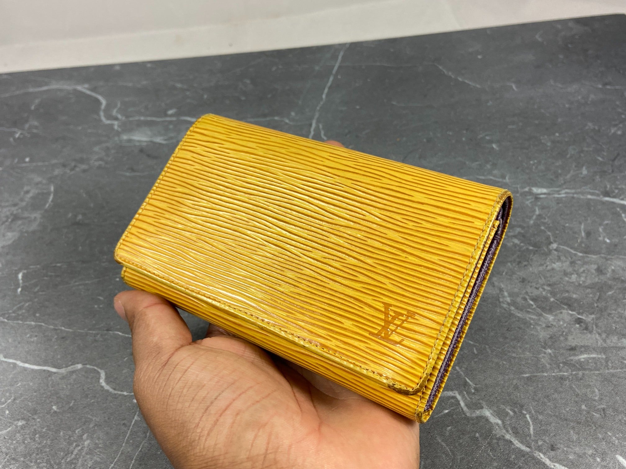 Louis Vuitton Porte-Monnaie Tresor Yellow Epi Leather