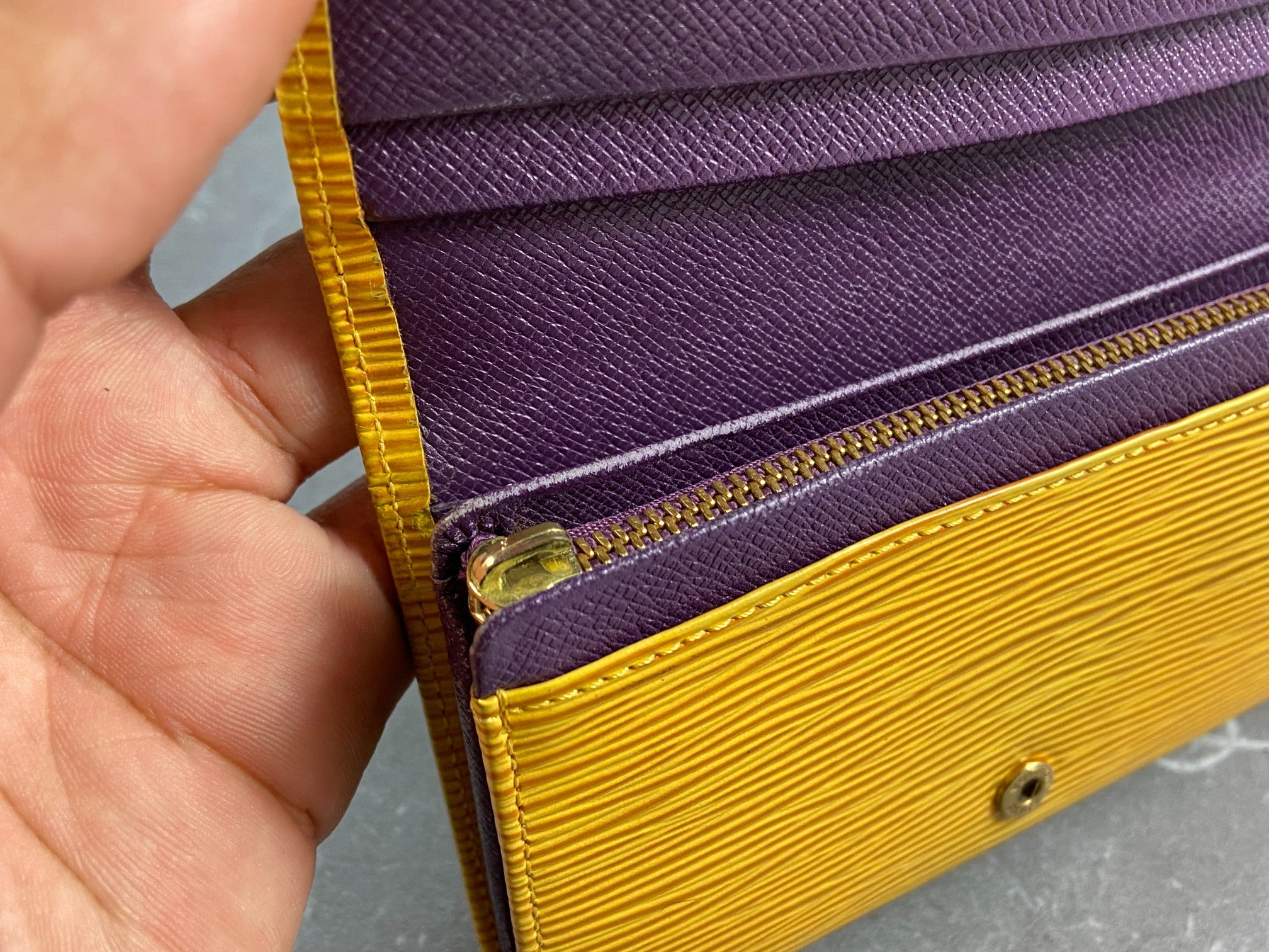 Louis Vuitton Porte-Monnaie Tresor Yellow Epi Leather