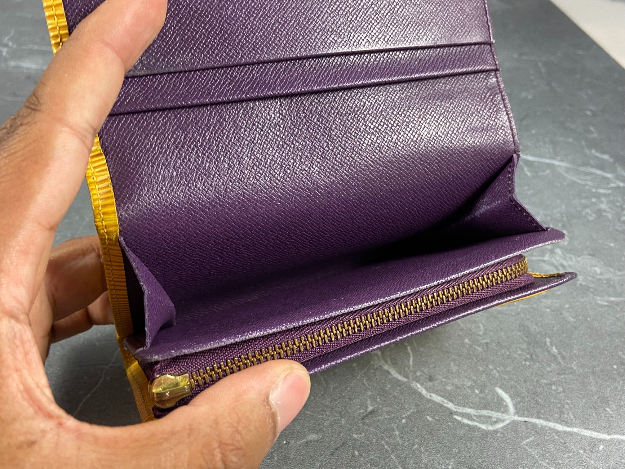 Louis Vuitton Porte-Monnaie Tresor Yellow Epi Leather