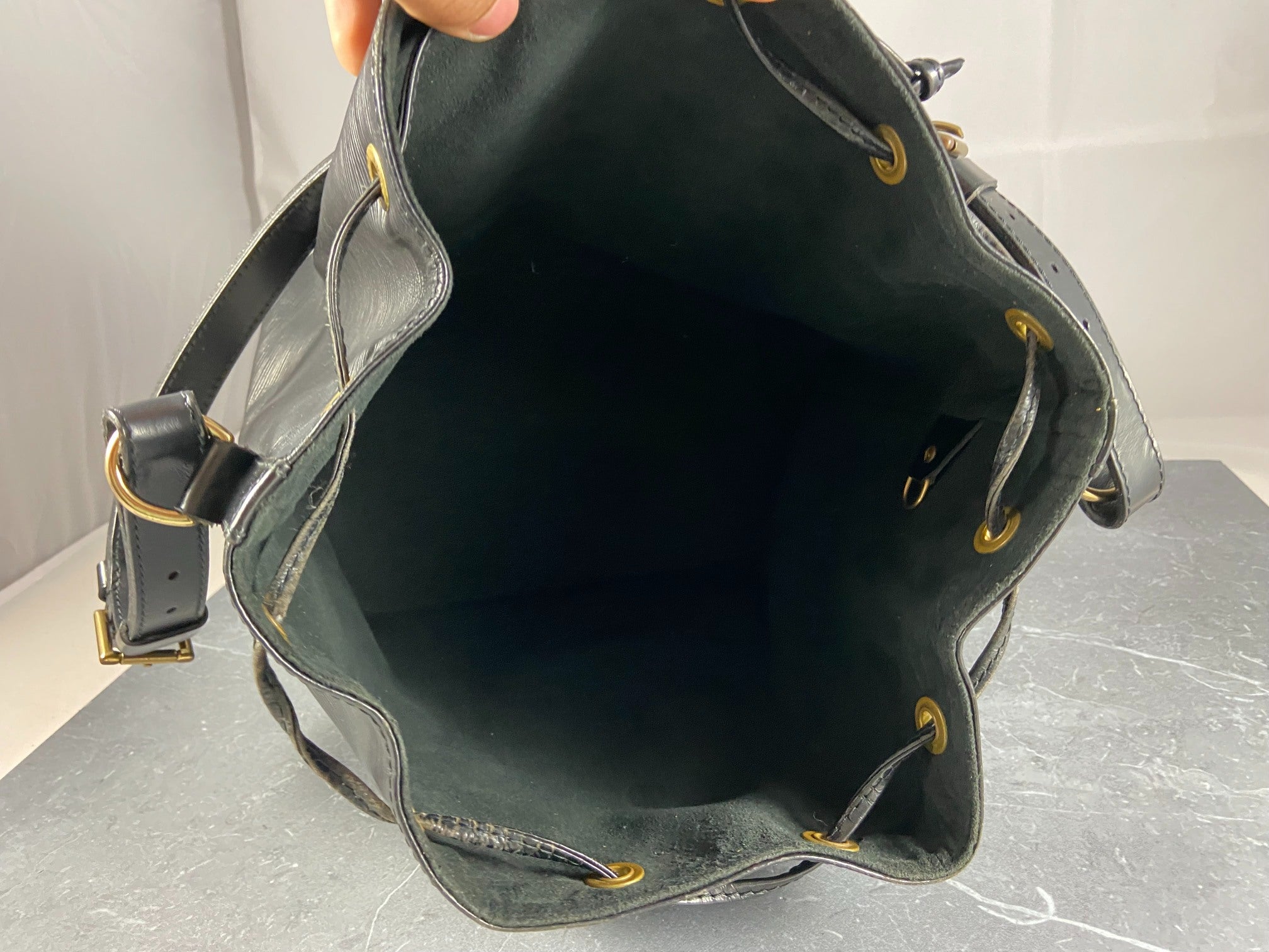 Louis Vuitton Sac Noé Petit Black Epi Leather