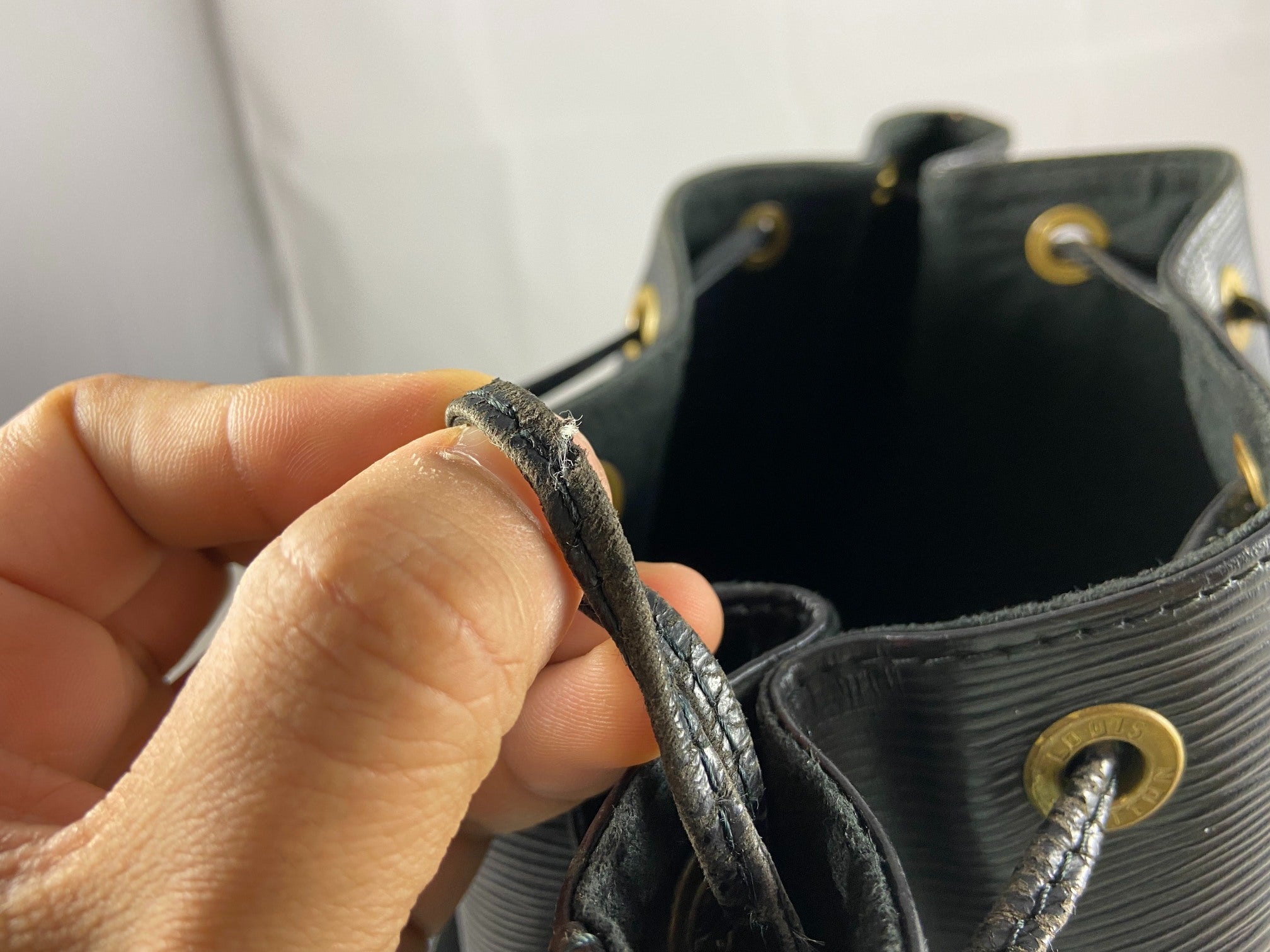 Louis Vuitton Sac Noé Petit Black Epi Leather