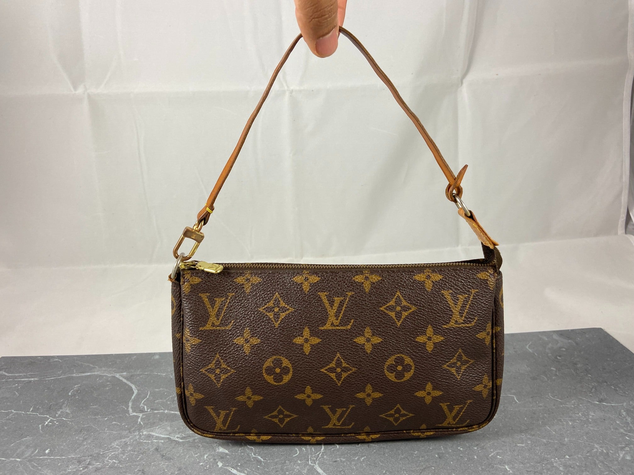 Louis Vuitton Pochette Accessoires Monogram Canvas