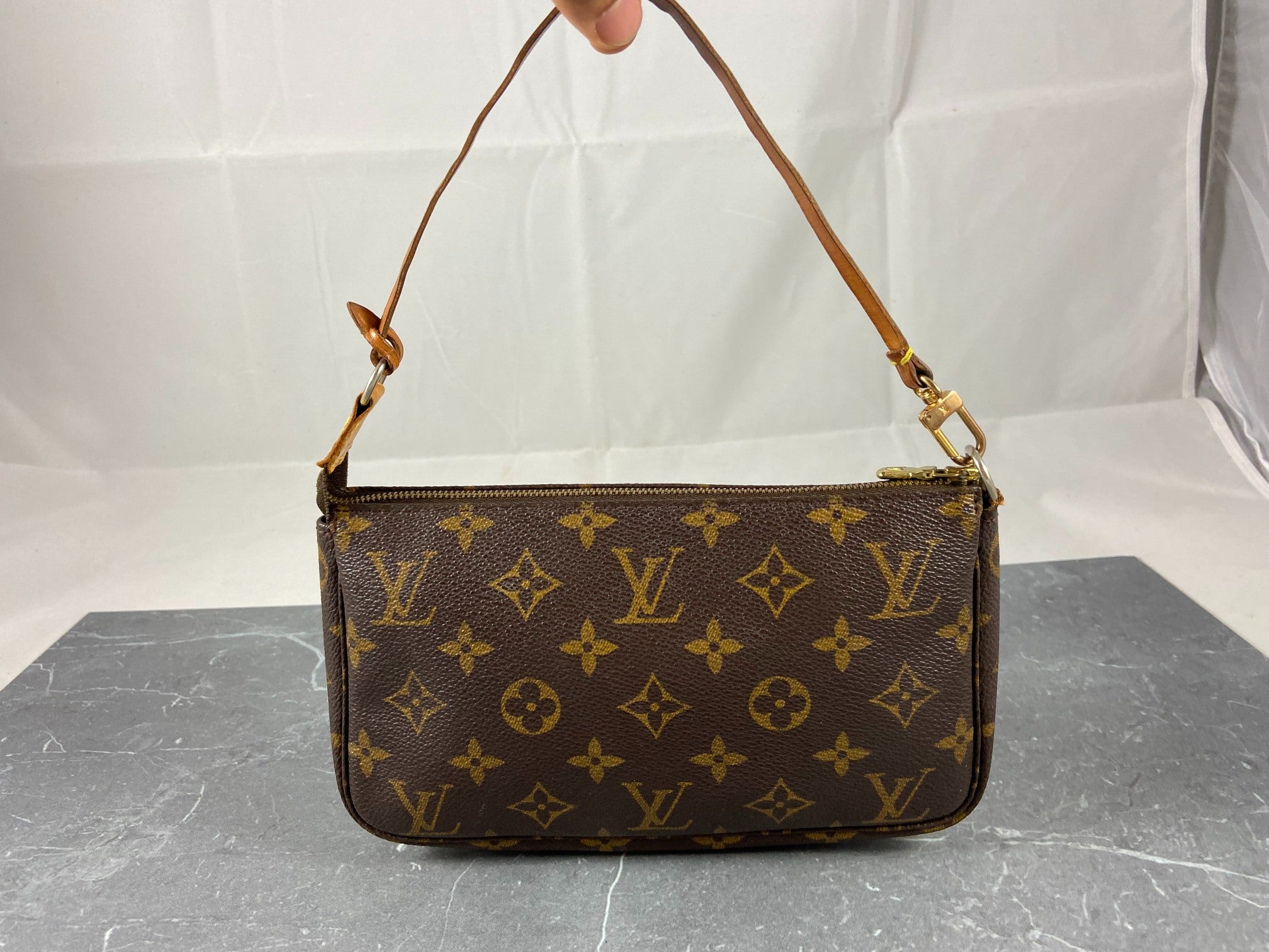Louis Vuitton Pochette Accessoires Monogram Canvas