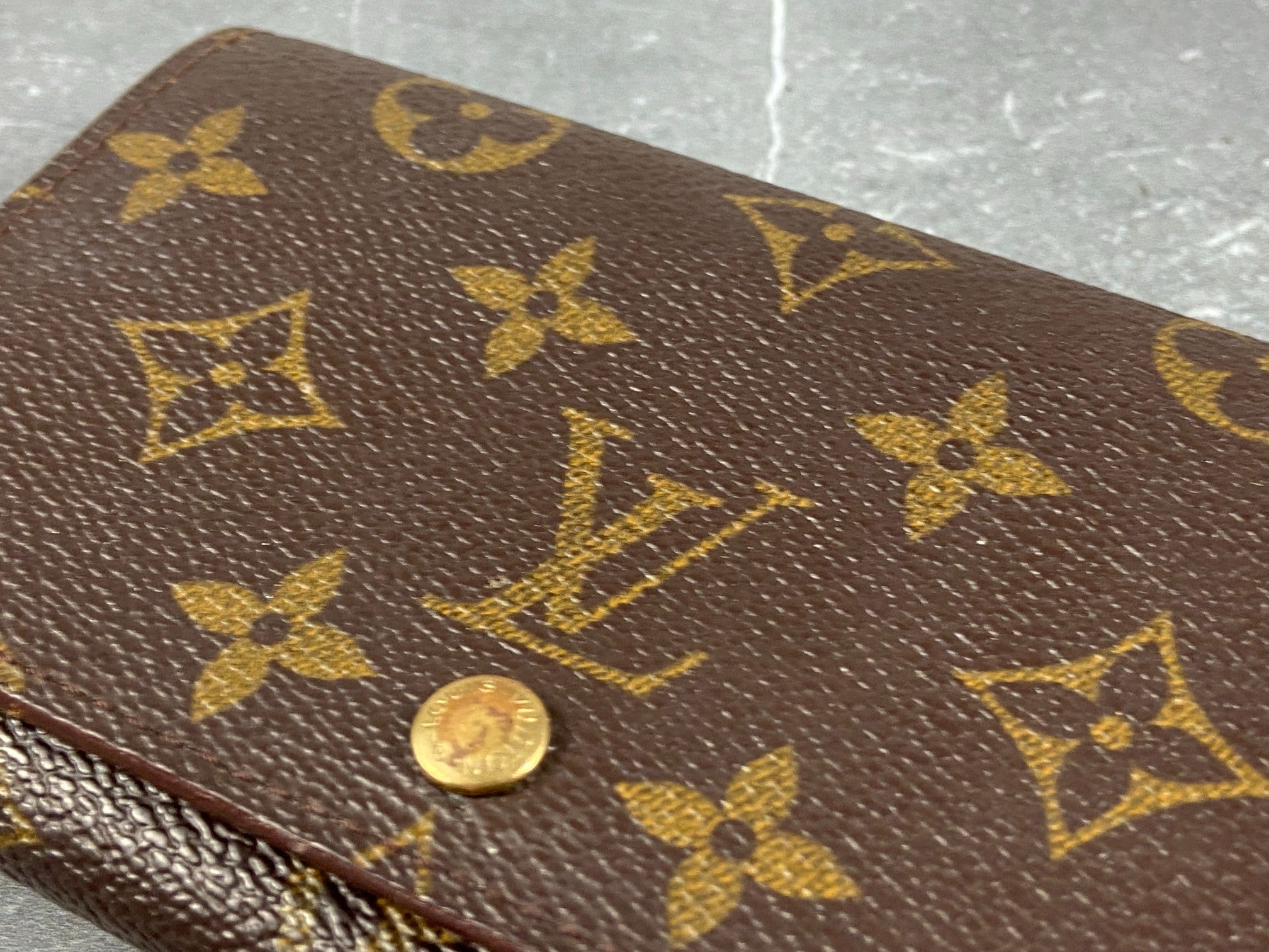 Louis Vuitton Porte-Monnaie Tresor Monogram Canvas