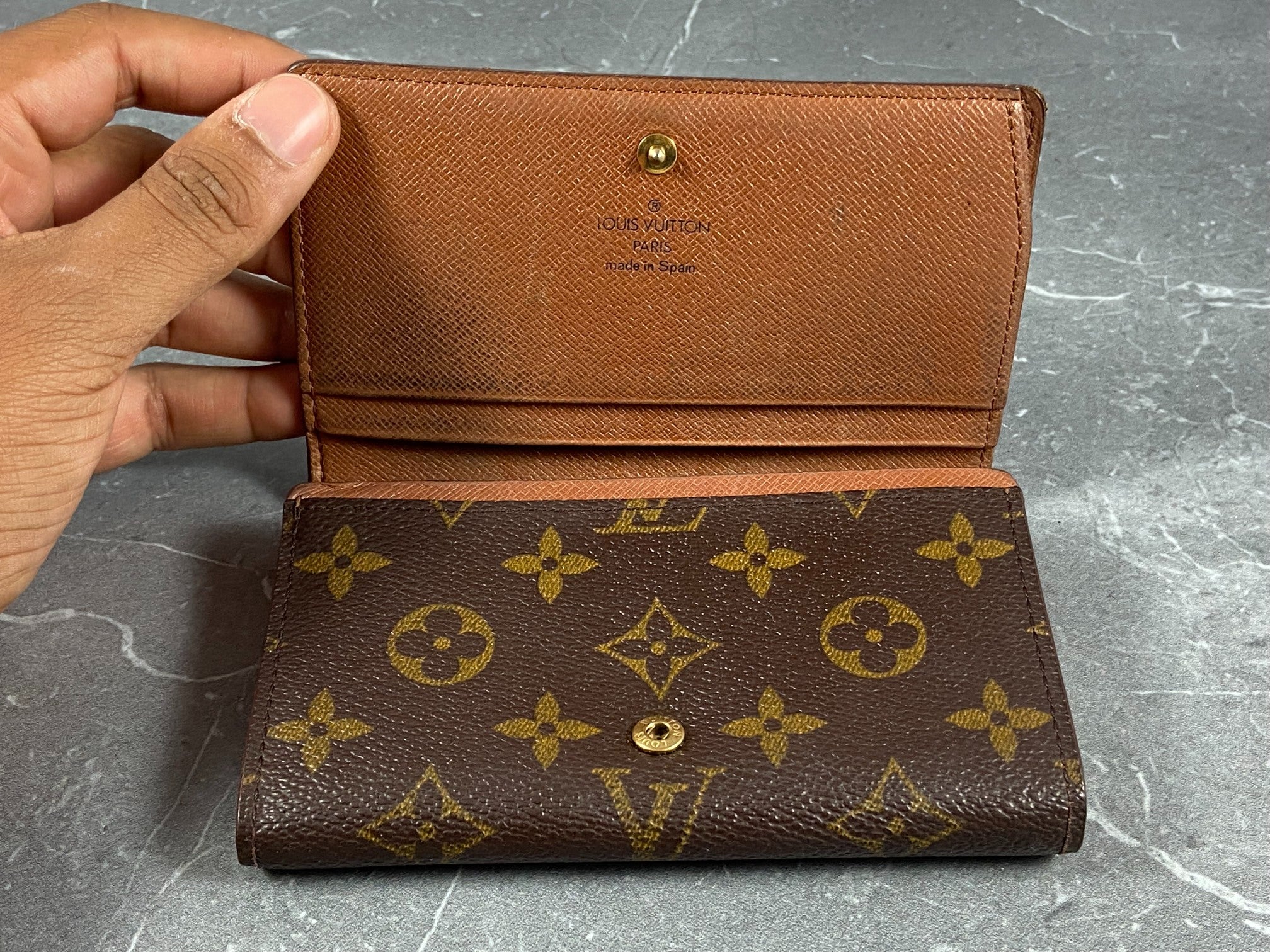 Louis Vuitton Porte-Monnaie Tresor Monogram Canvas