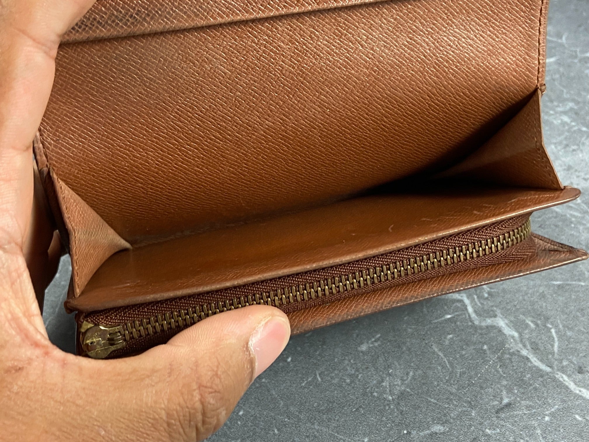 Louis Vuitton Porte-Monnaie Tresor Monogram Canvas