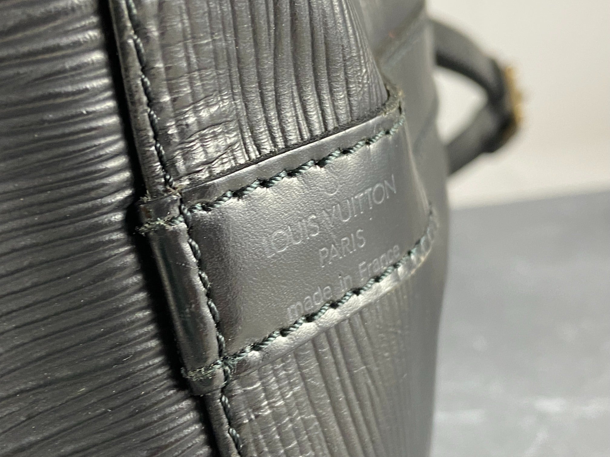 Louis Vuitton Sac Noé Petit Black Epi Leather