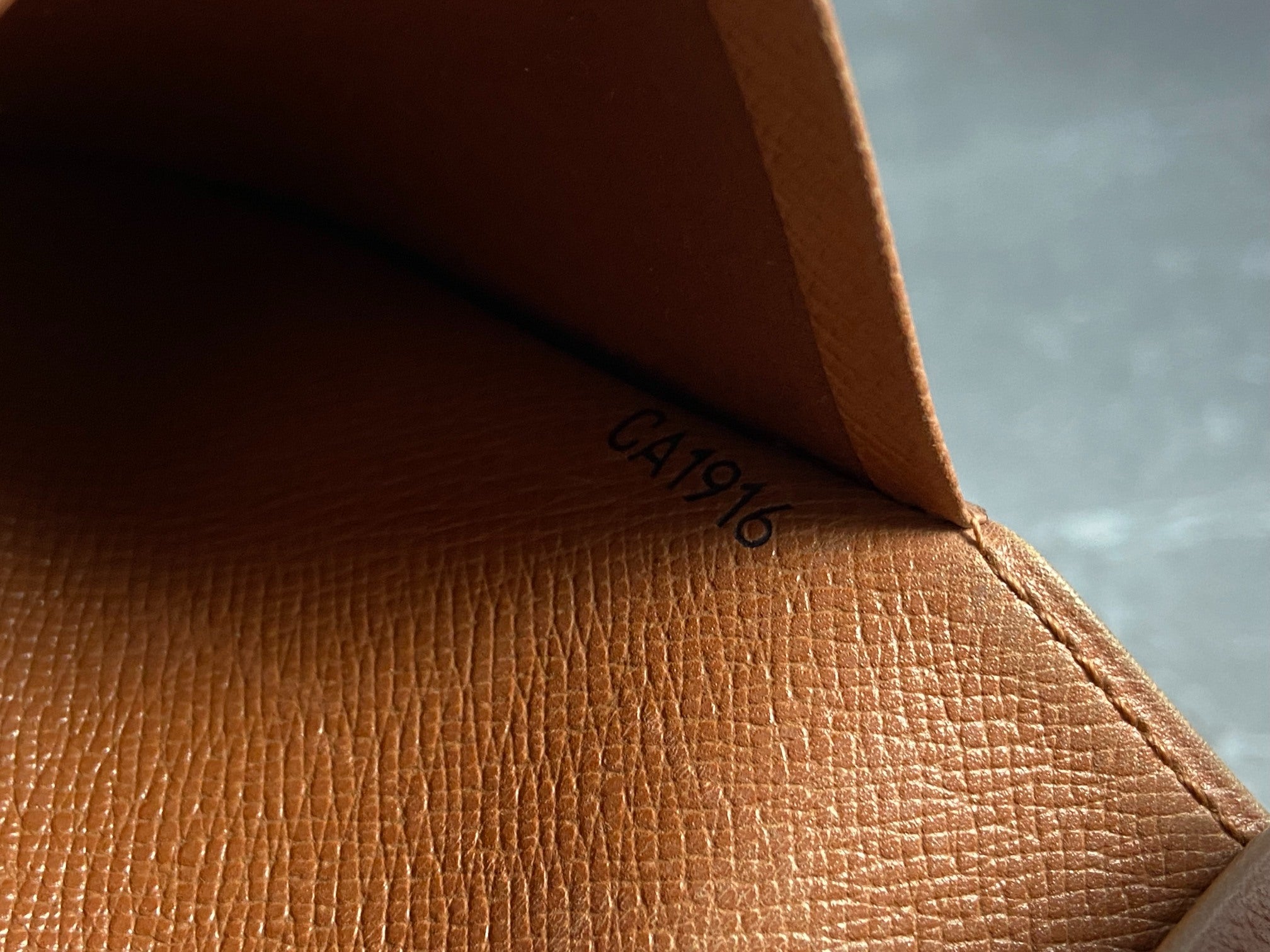 Louis Vuitton Porte-Monnaie Tresor Monogram Canvas