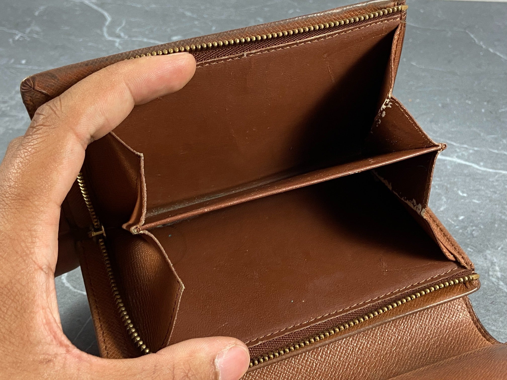 Louis Vuitton Porte-Monnaie Tresor Monogram Canvas