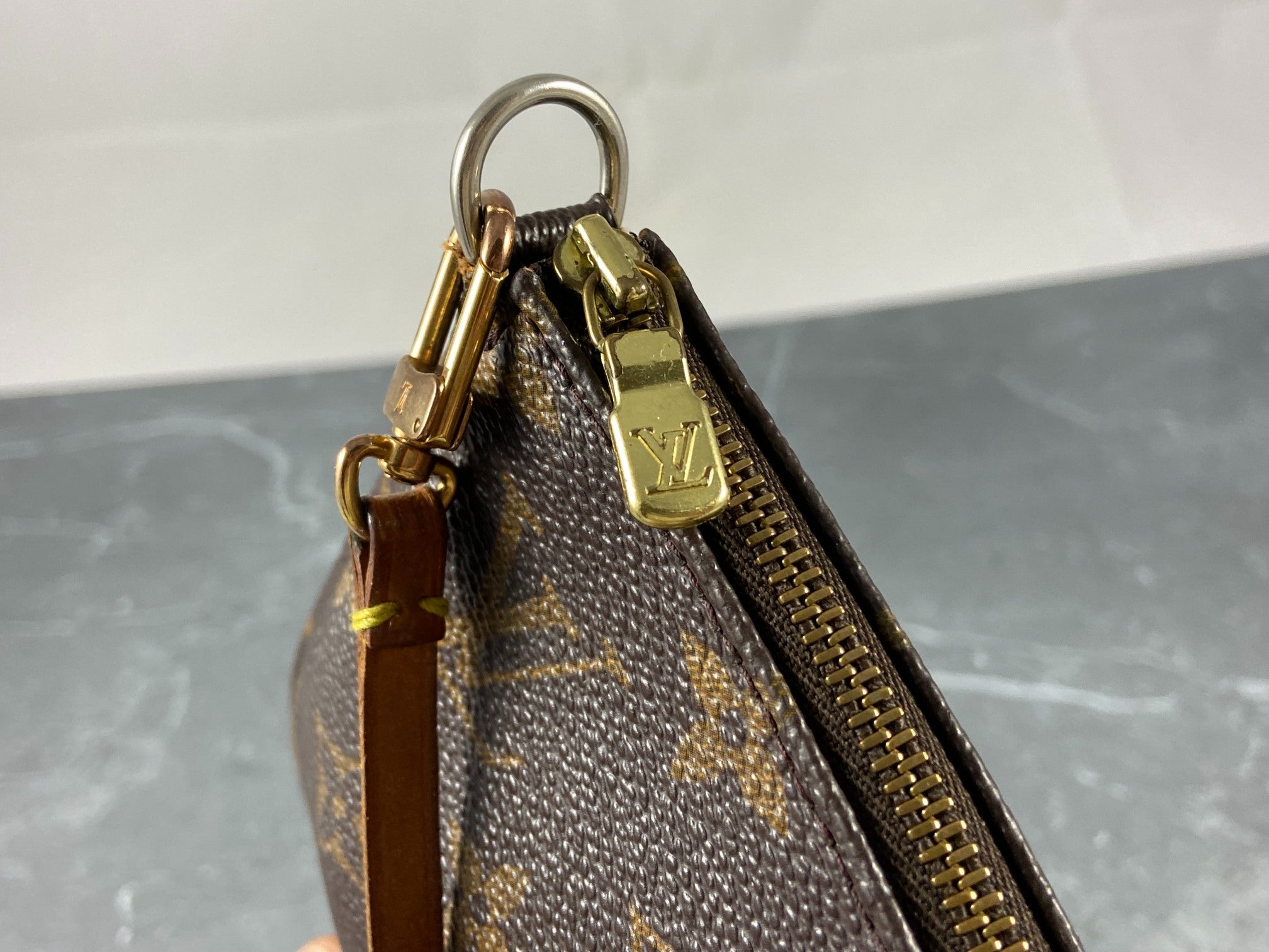 Louis Vuitton Pochette Accessoires Monogram Canvas