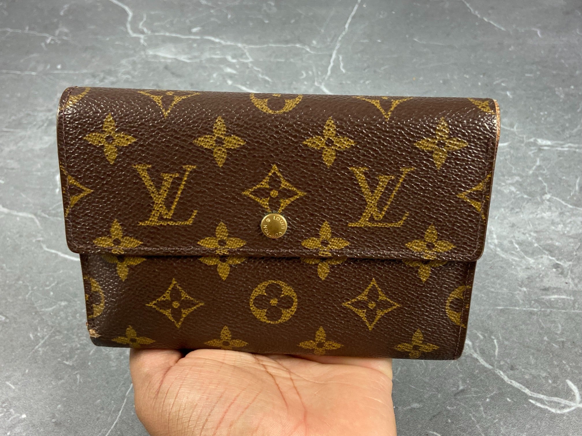 Louis Vuitton Porte Tresor Etui Wallet Monogram Canvas