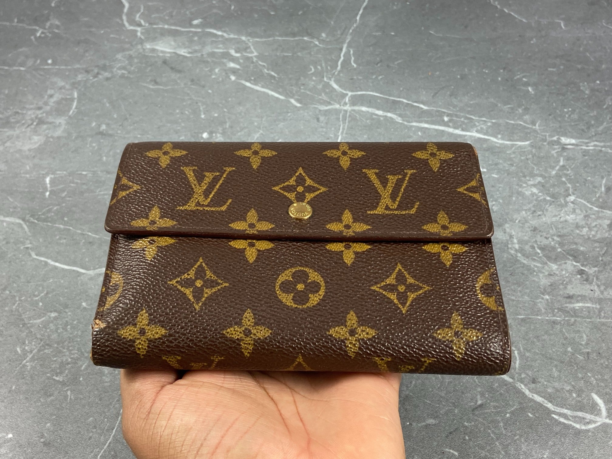 Louis Vuitton Porte Tresor Etui Wallet Monogram Canvas