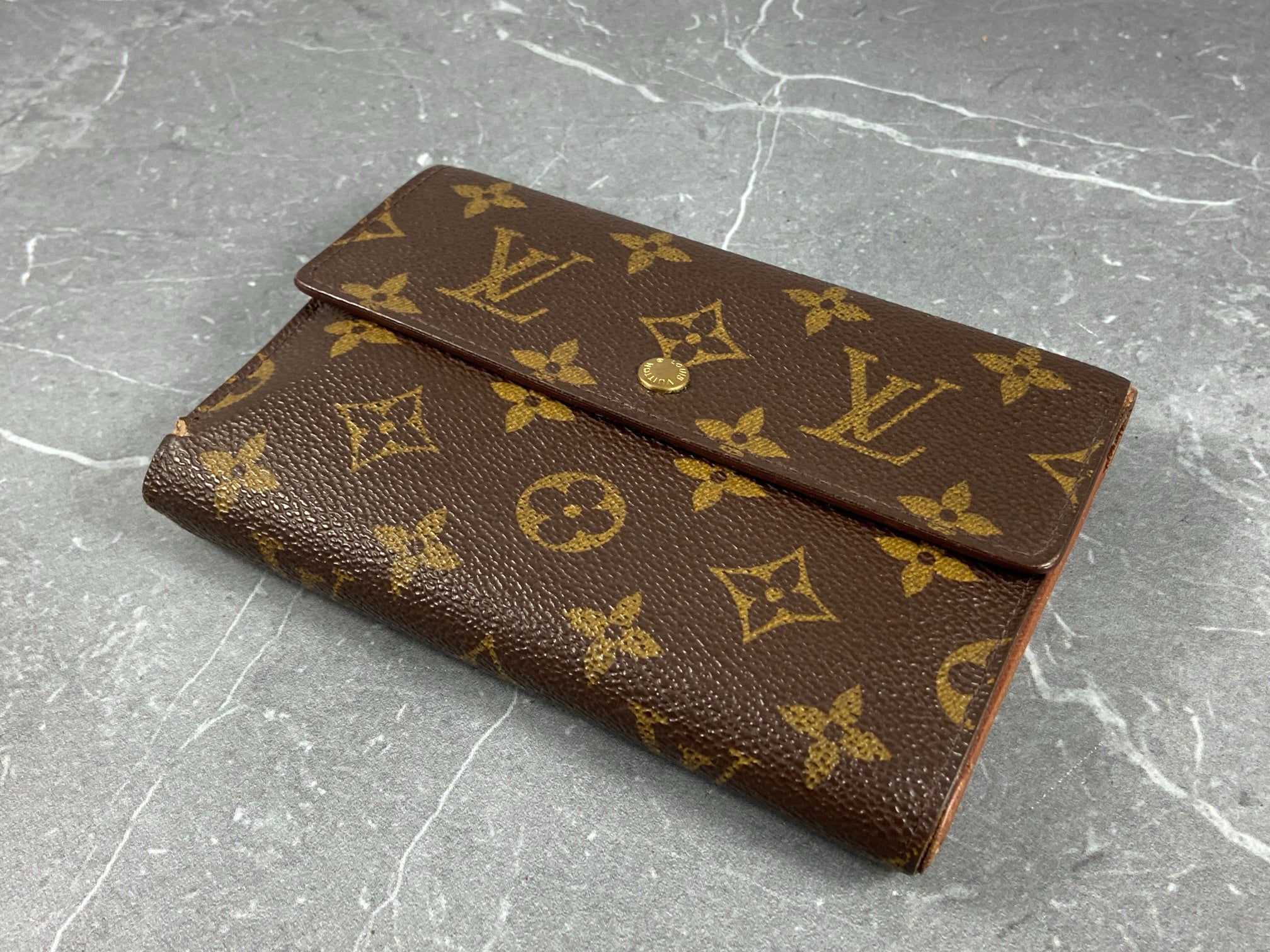 Louis Vuitton Porte Tresor Etui Wallet Monogram Canvas