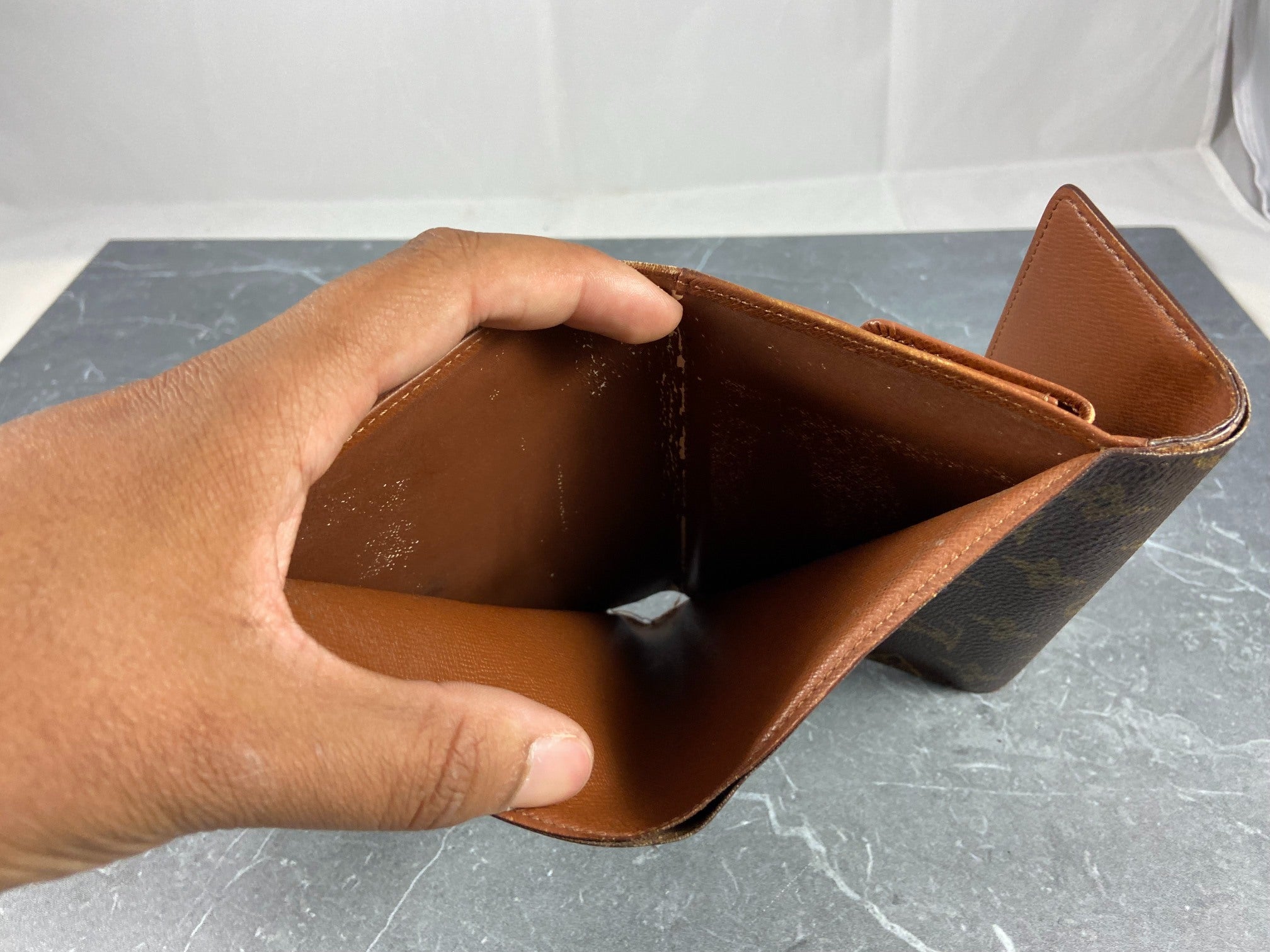 Louis Vuitton Porte Tresor Etui Wallet Monogram Canvas