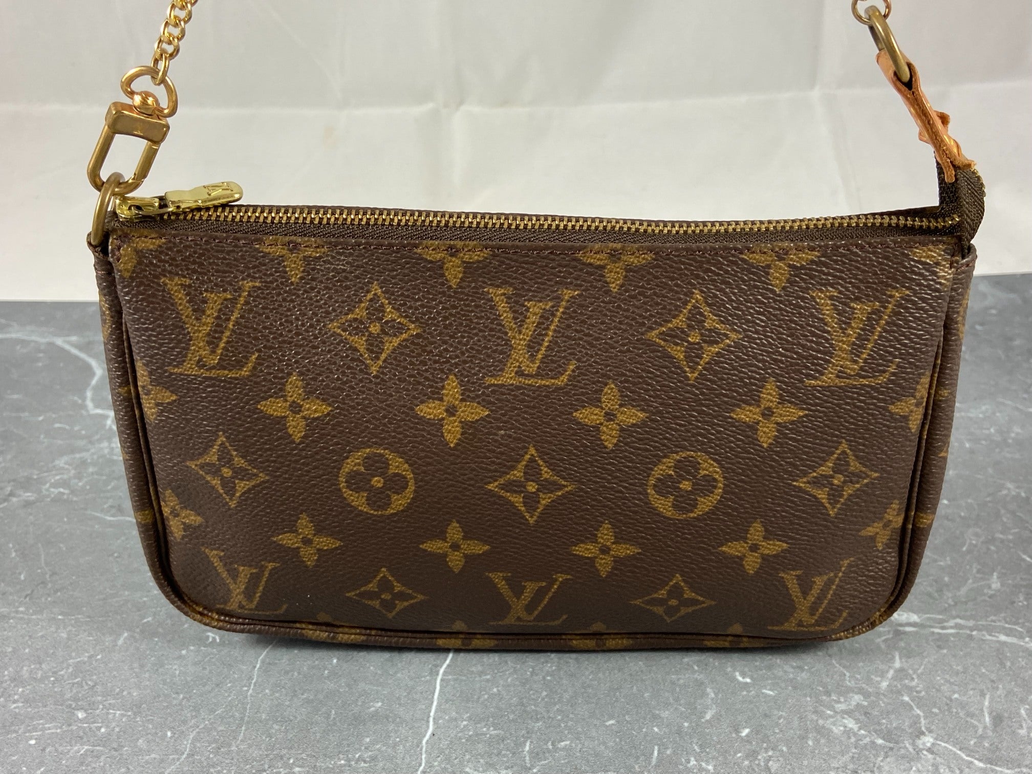 Louis Vuitton Pochette Accessoires Monogram Canvas