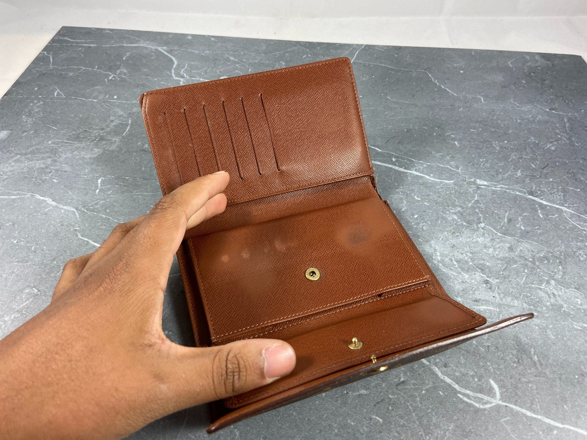 Louis Vuitton Porte Tresor Etui Wallet Monogram Canvas