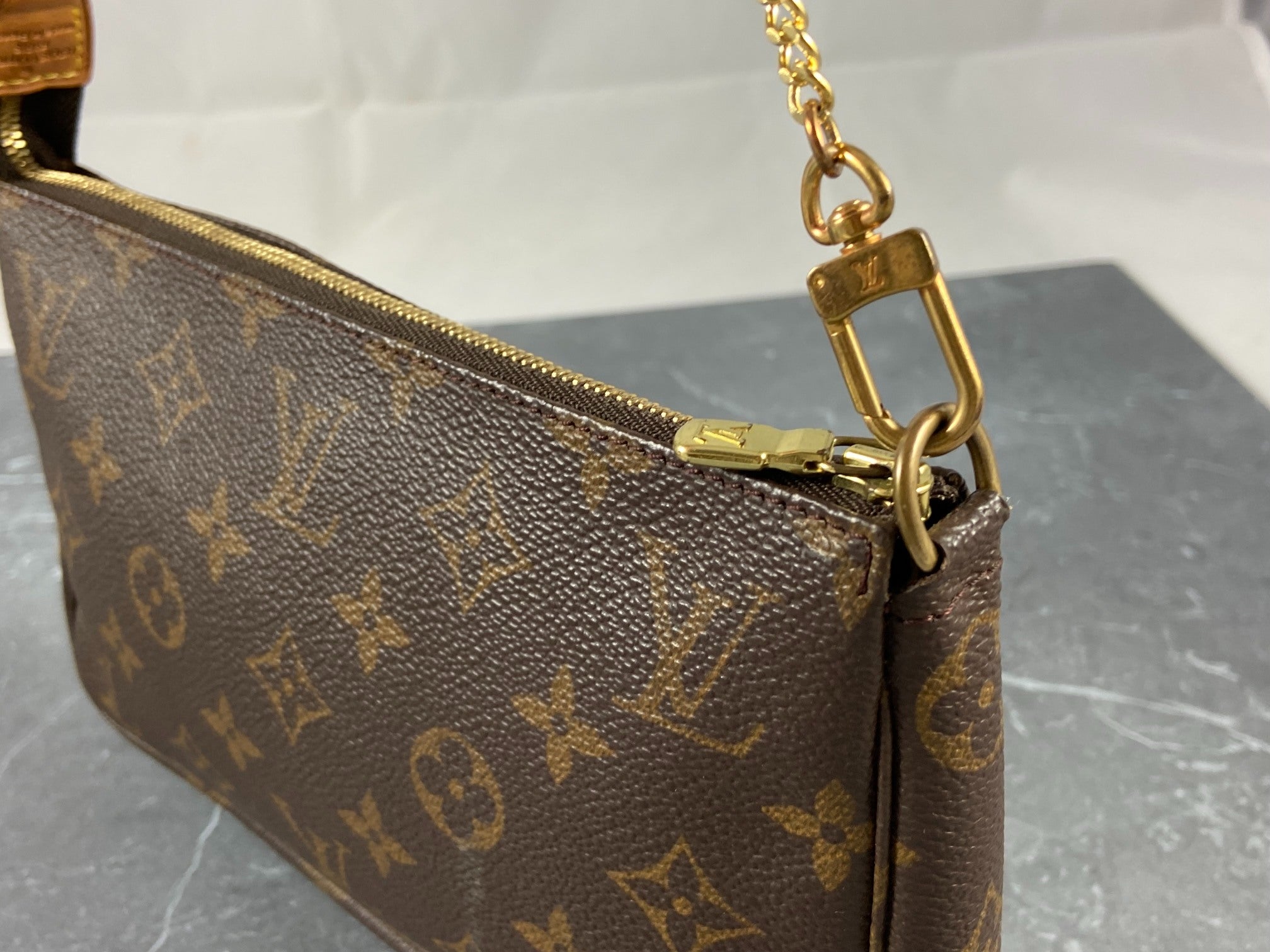 Louis Vuitton Pochette Accessoires Monogram Canvas