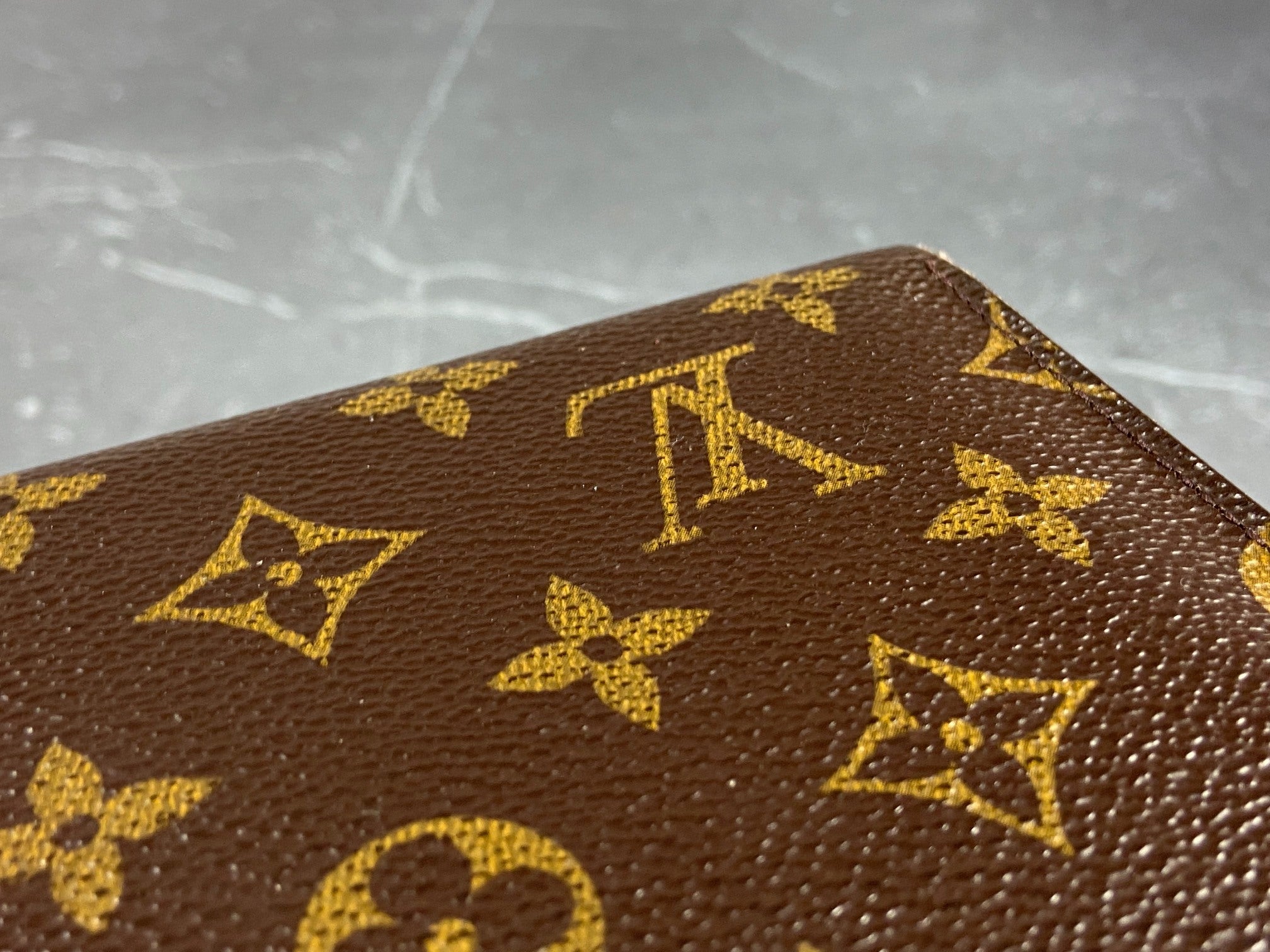 Louis Vuitton Porte Tresor Etui Wallet Monogram Canvas