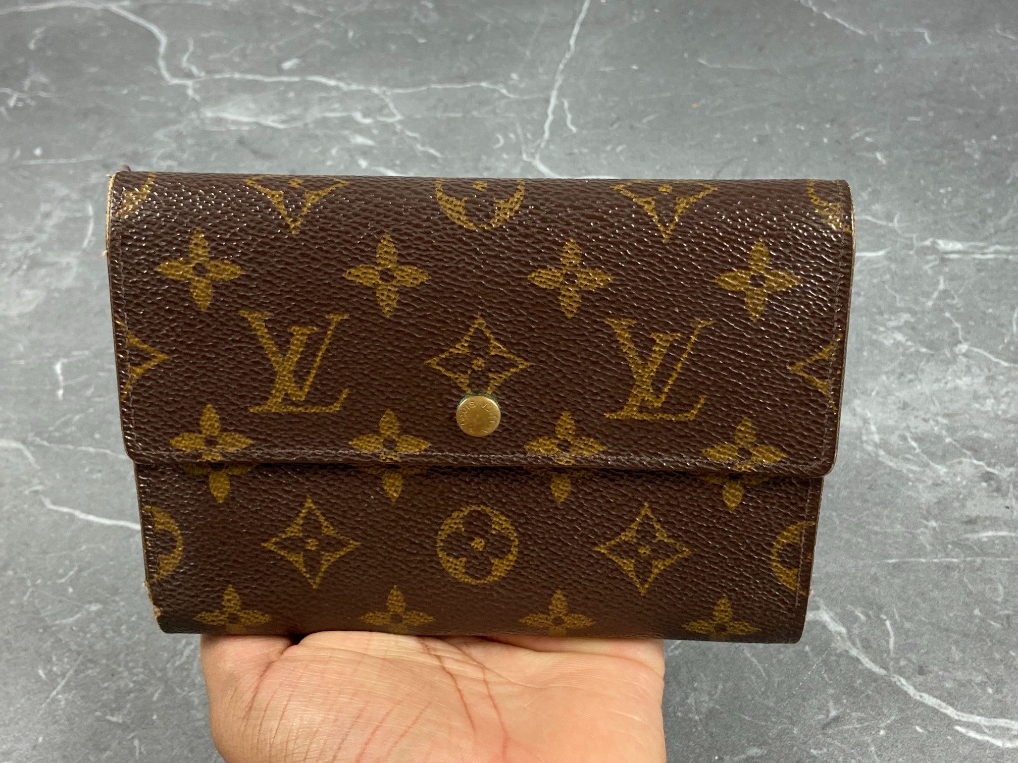 Louis Vuitton Porte Tresor Etui Wallet Monogram Canvas