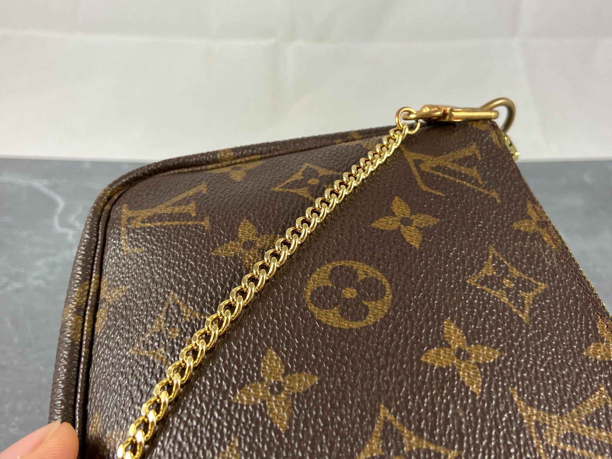 Louis Vuitton Pochette Accessoires Monogram Canvas