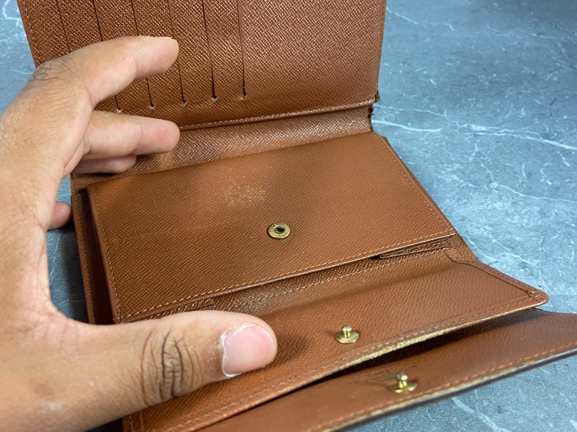 Louis Vuitton Porte Tresor Etui Wallet Monogram Canvas