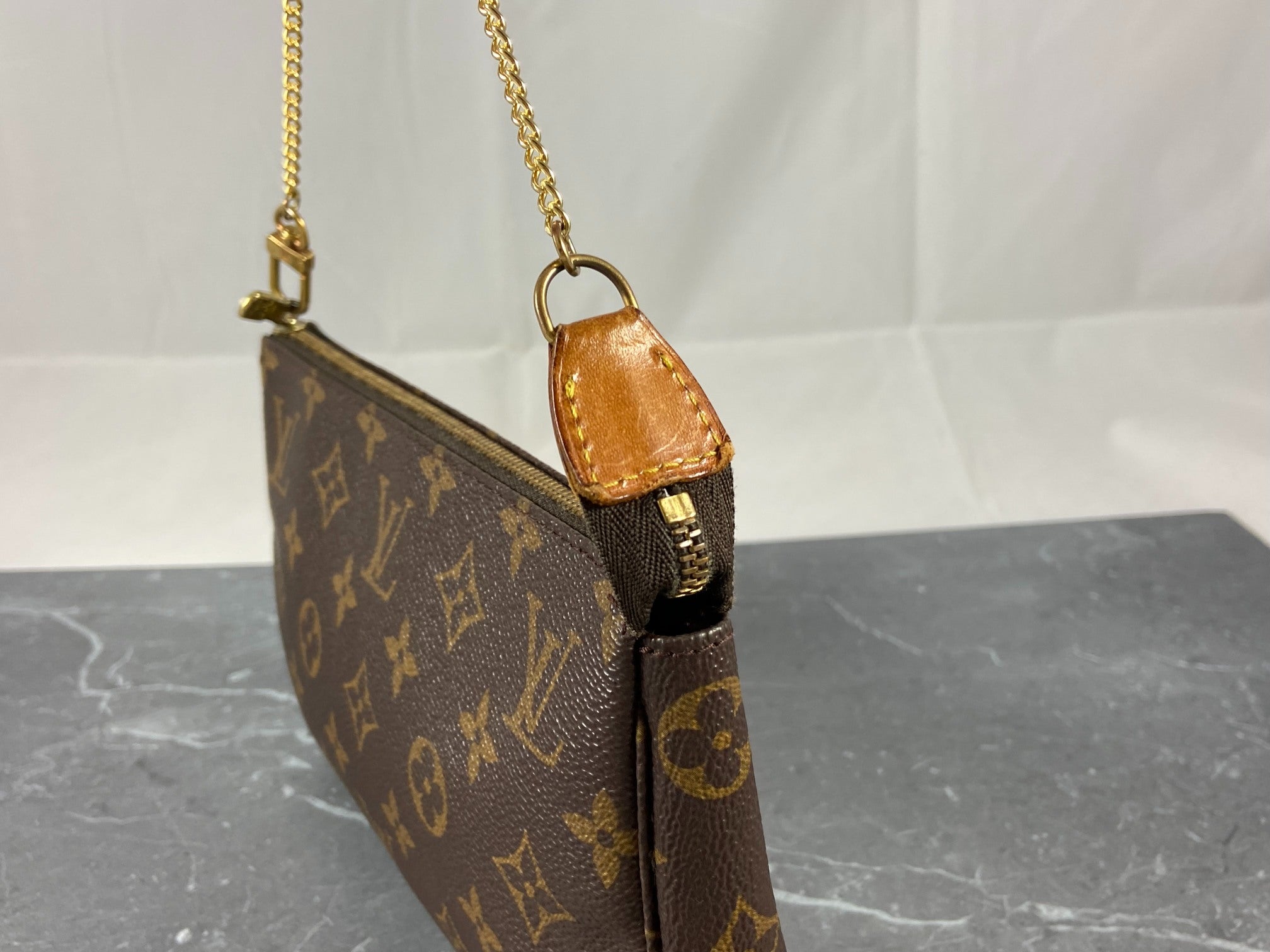 Louis Vuitton Pochette Accessoires Monogram Canvas