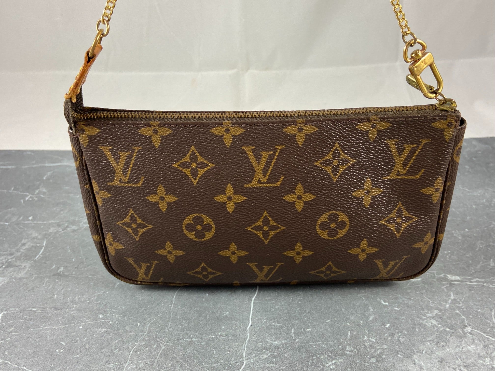 Louis Vuitton Pochette Accessoires Monogram Canvas