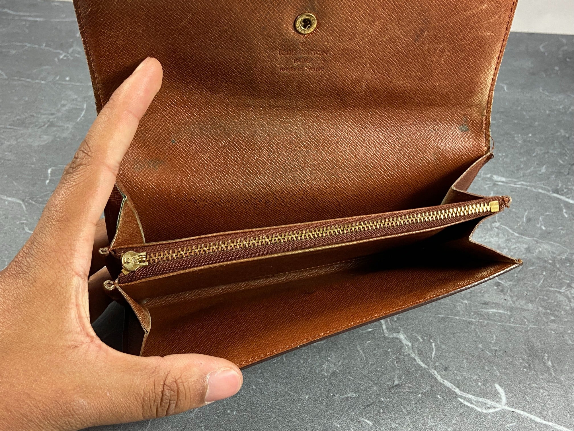 Louis Vuitton Sarah Wallet Monogram Canvas