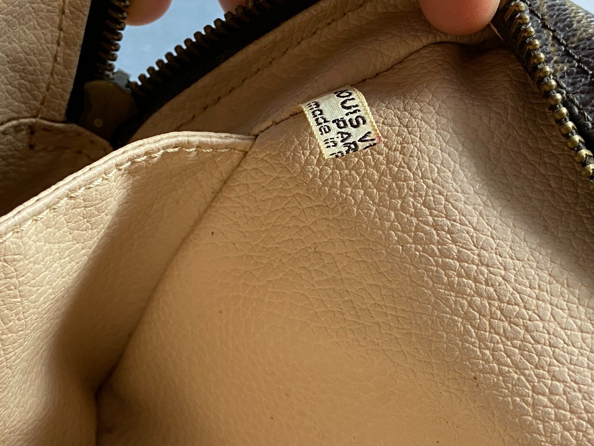 Louis Vuitton Trousse Toilette 28 Monogram Canvas