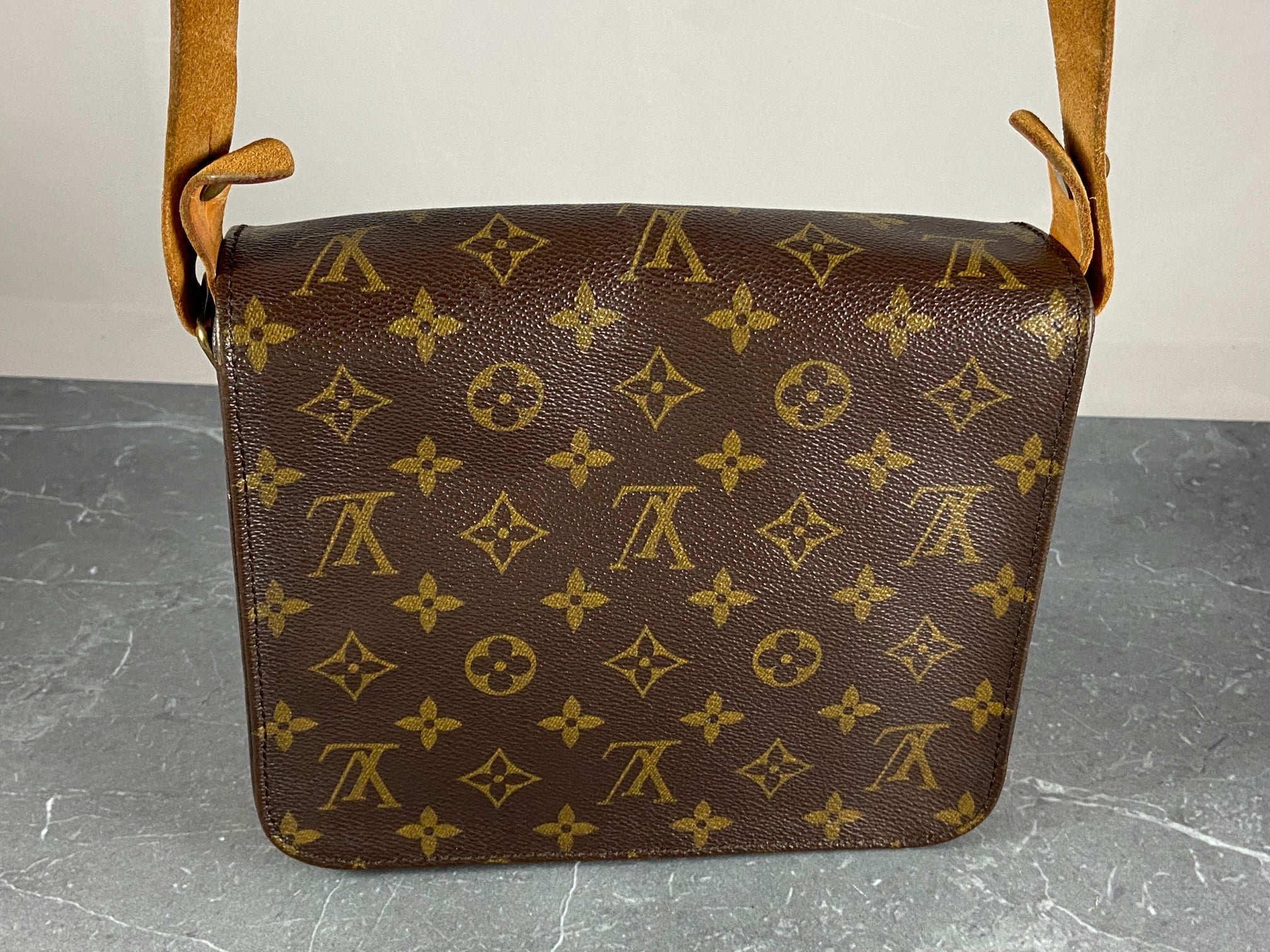Louis Vuitton Cartouchière MM Shoulder Bag Monogram Canvas