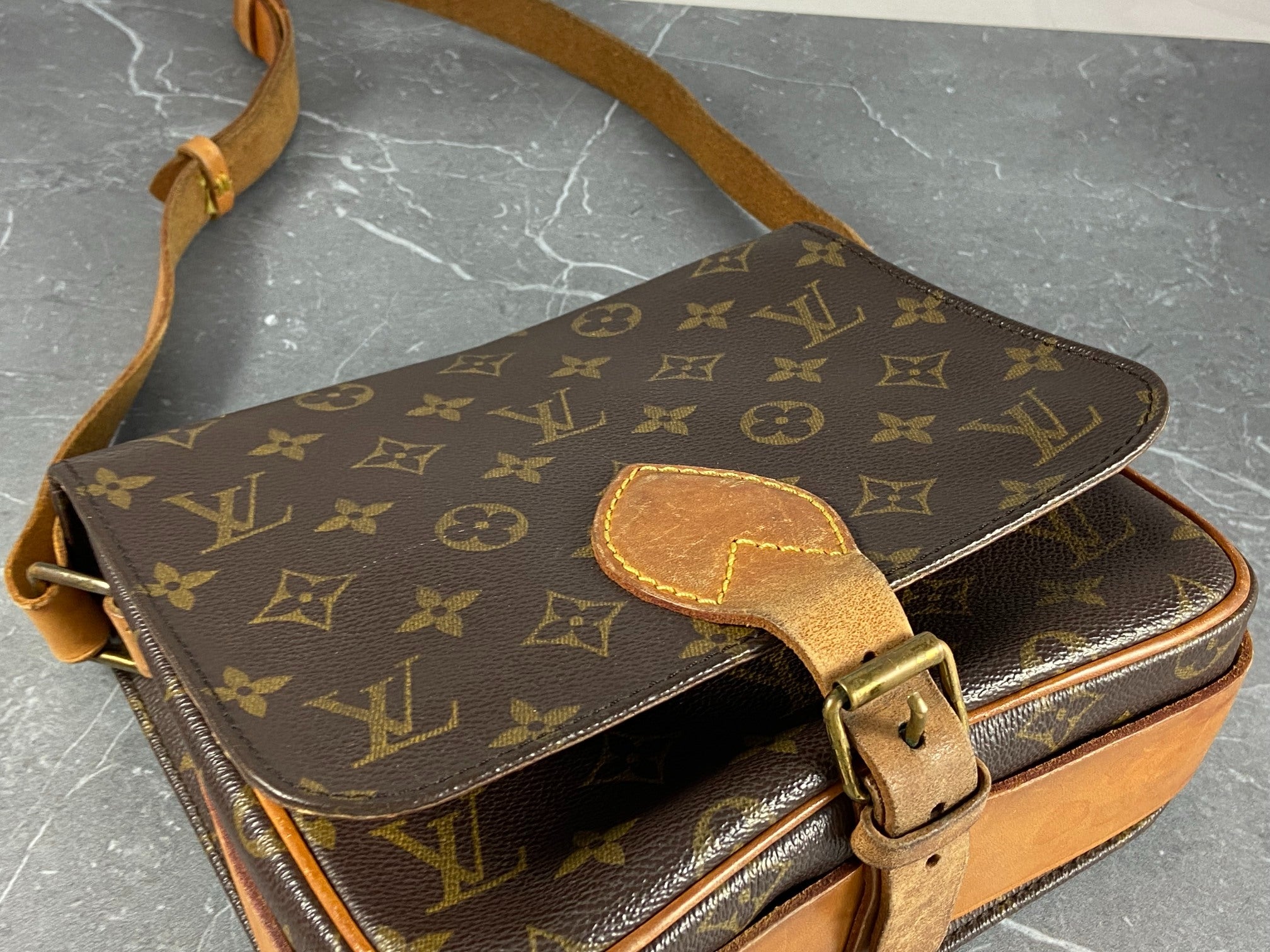 Louis Vuitton Cartouchière MM Shoulder Bag Monogram Canvas