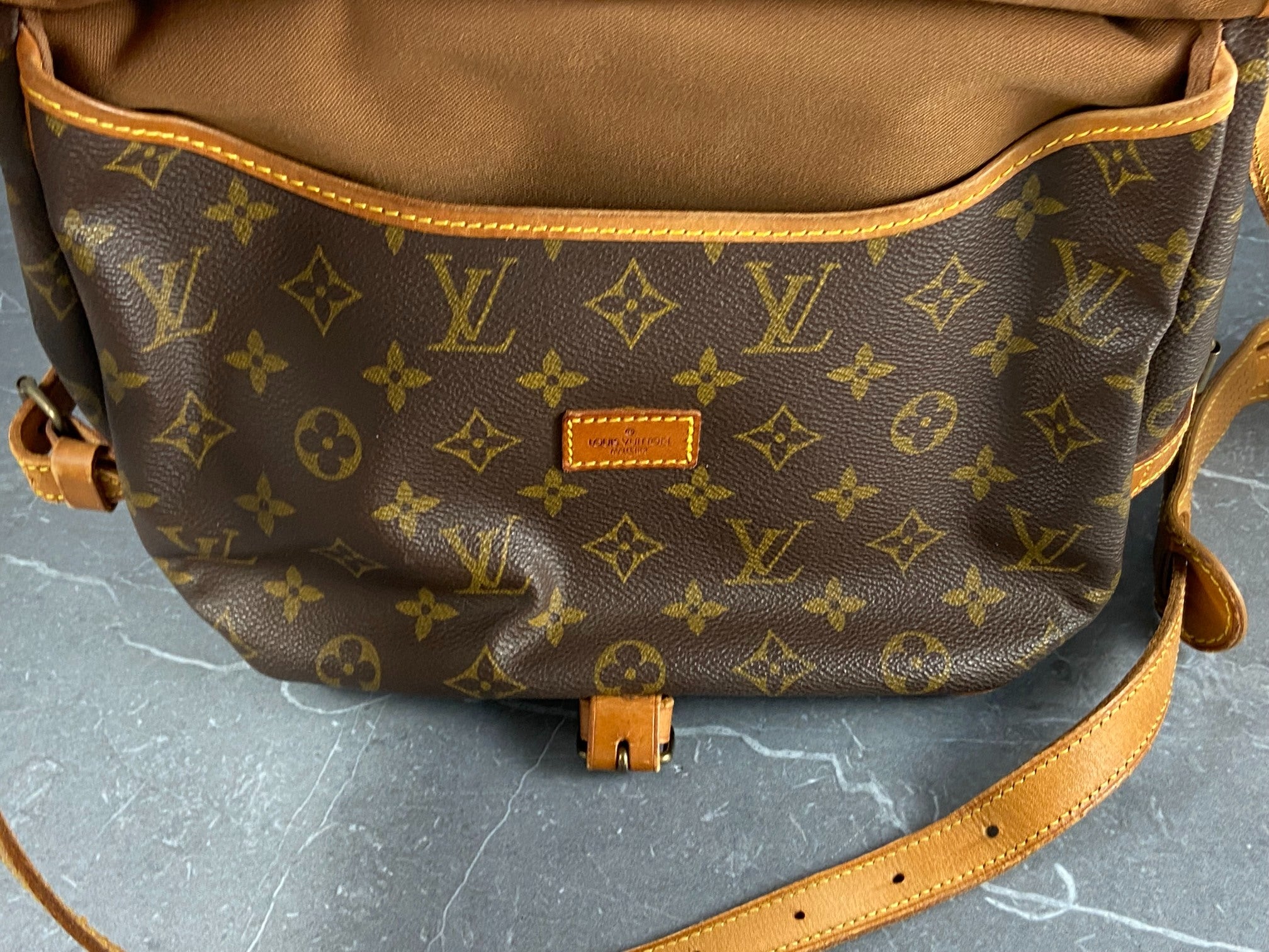 Louis Vuitton Saumur 30 Monogram Canvas