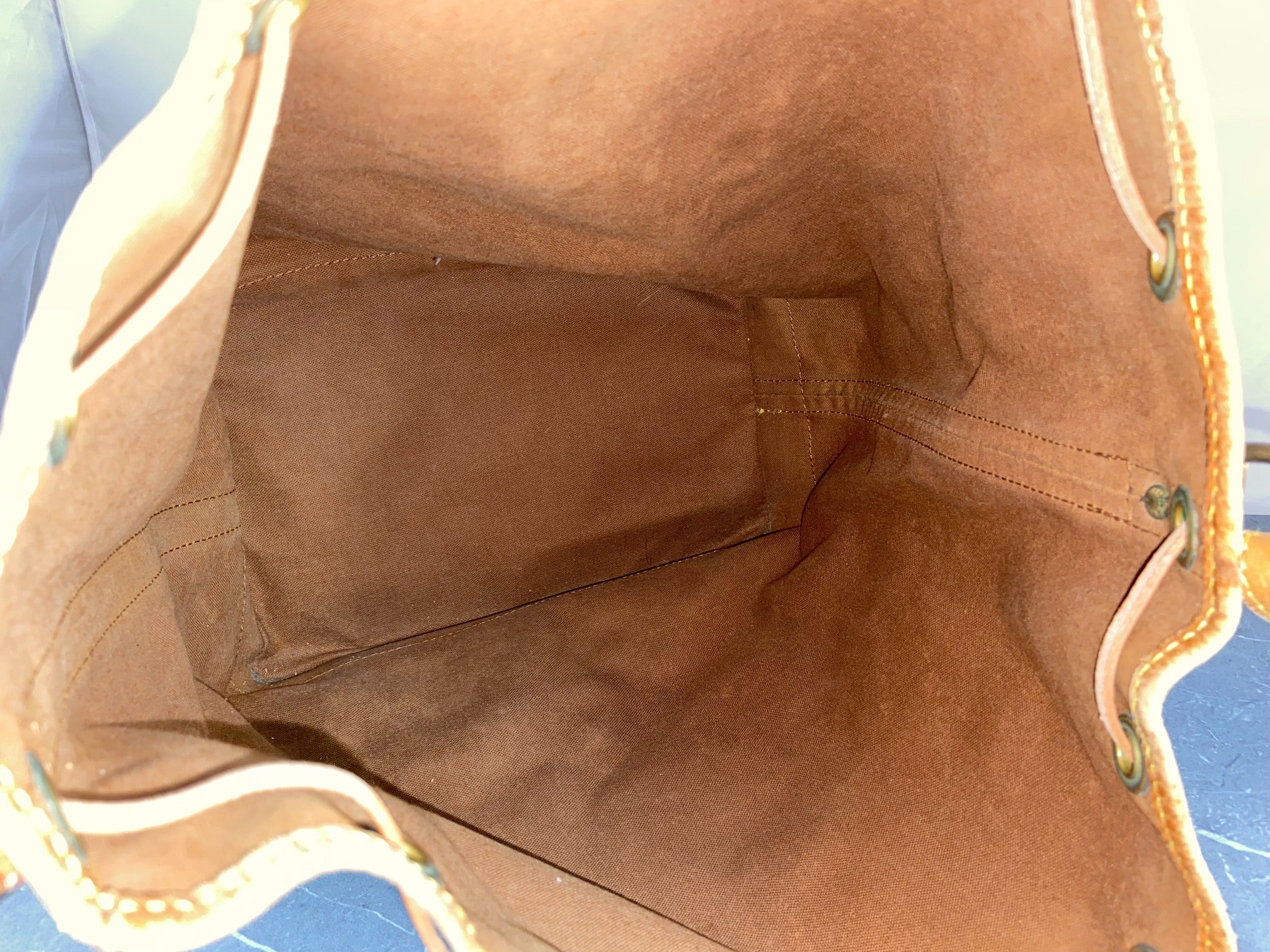 Louis Vuitton Sac Noé Grand Monogram Canvas