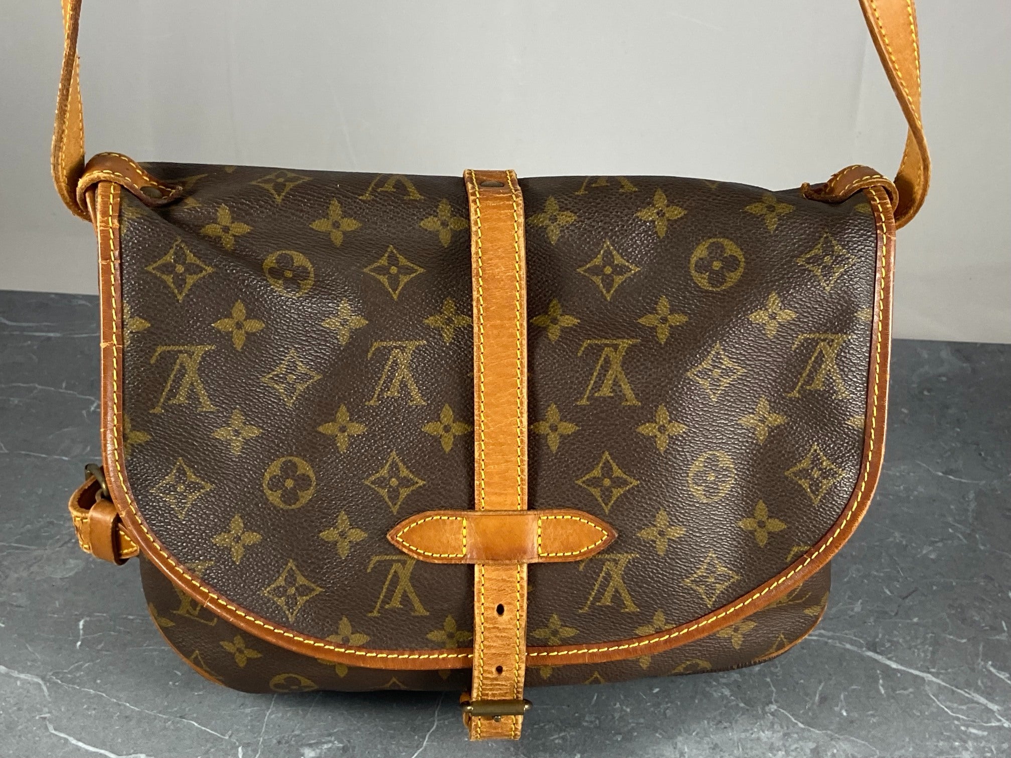 Louis Vuitton Saumur 30 Monogram Canvas