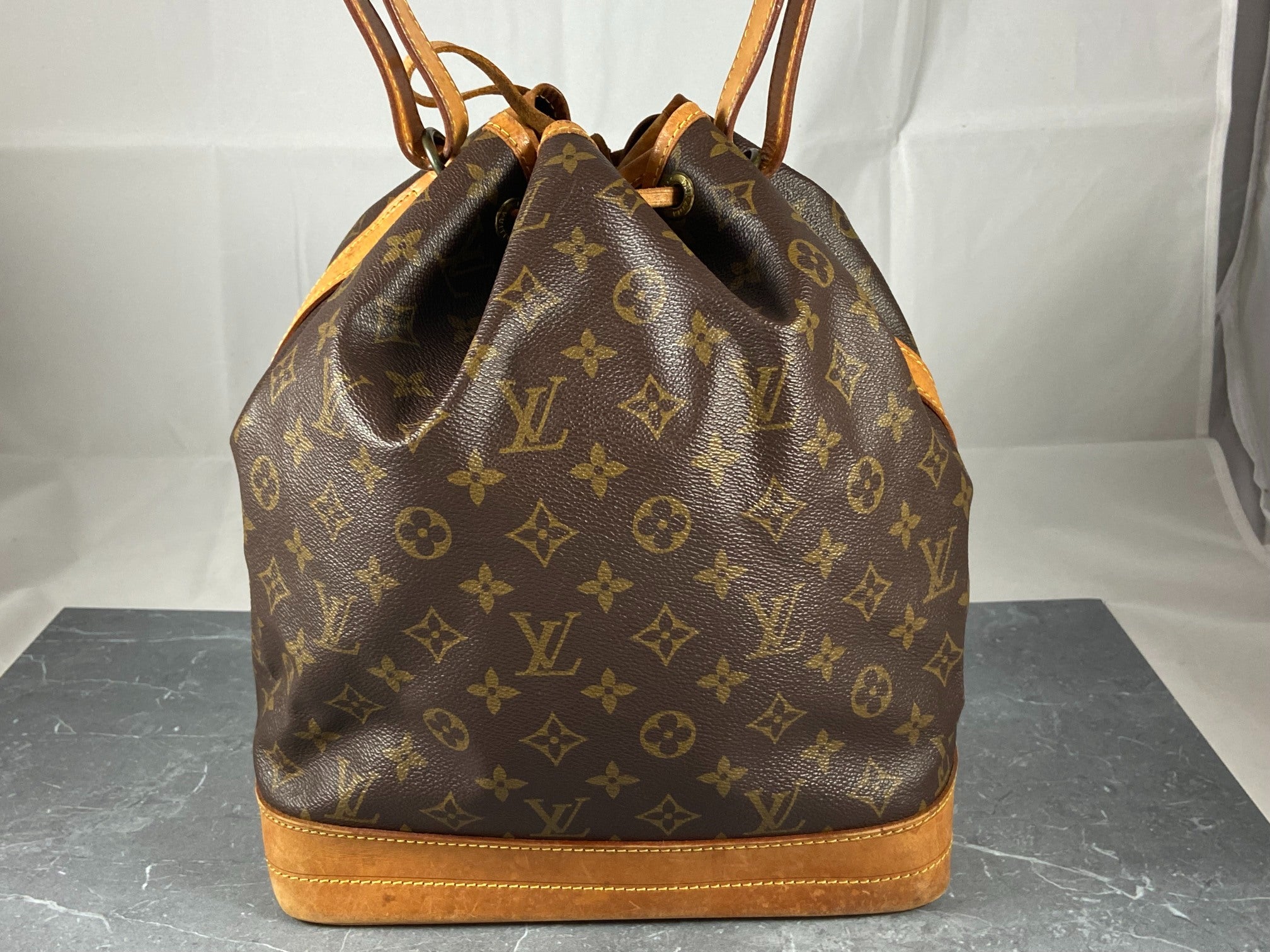 Louis Vuitton Sac Noé Grand Monogram Canvas