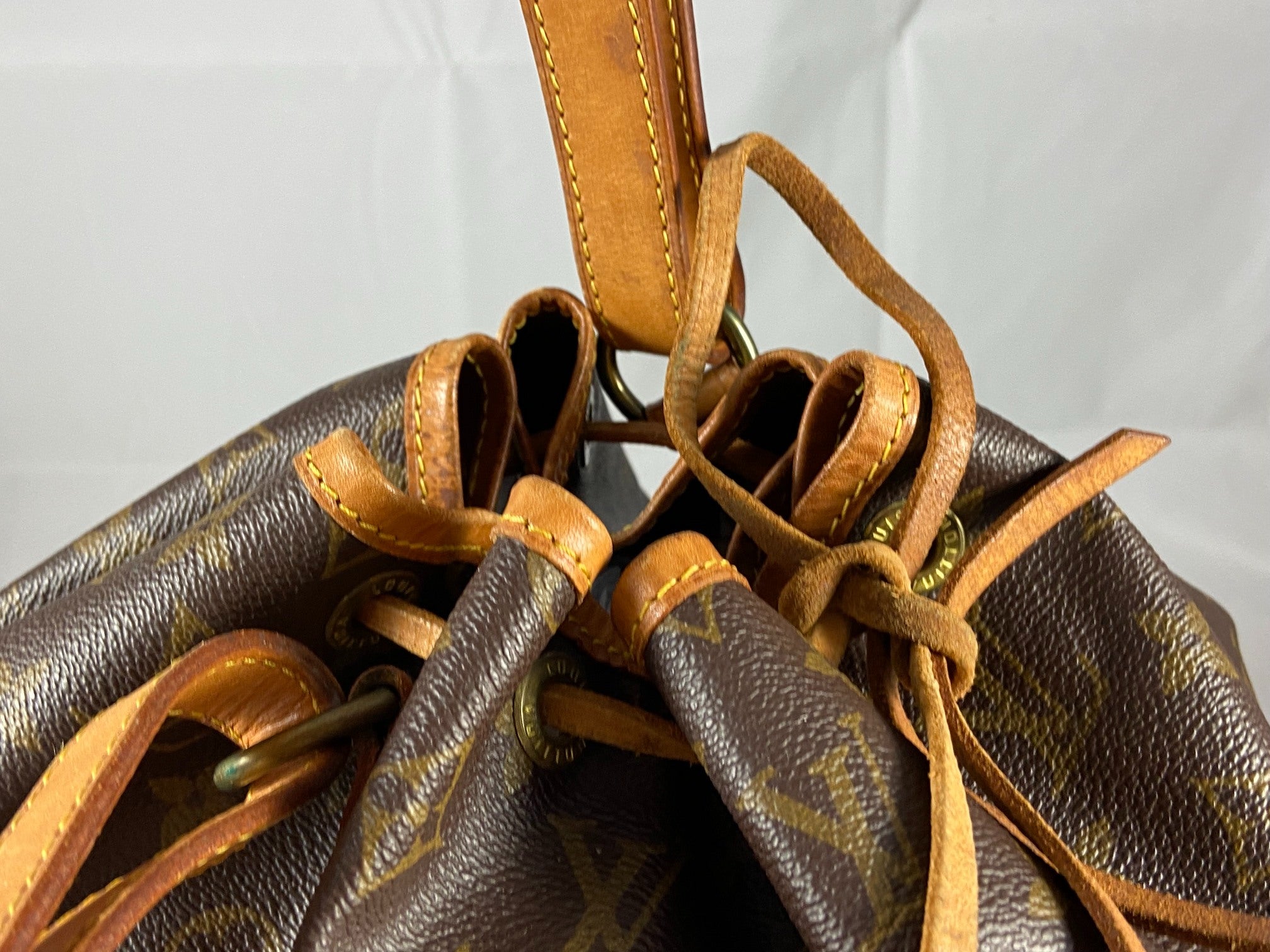 Louis Vuitton Sac Noé Grand Monogram Canvas
