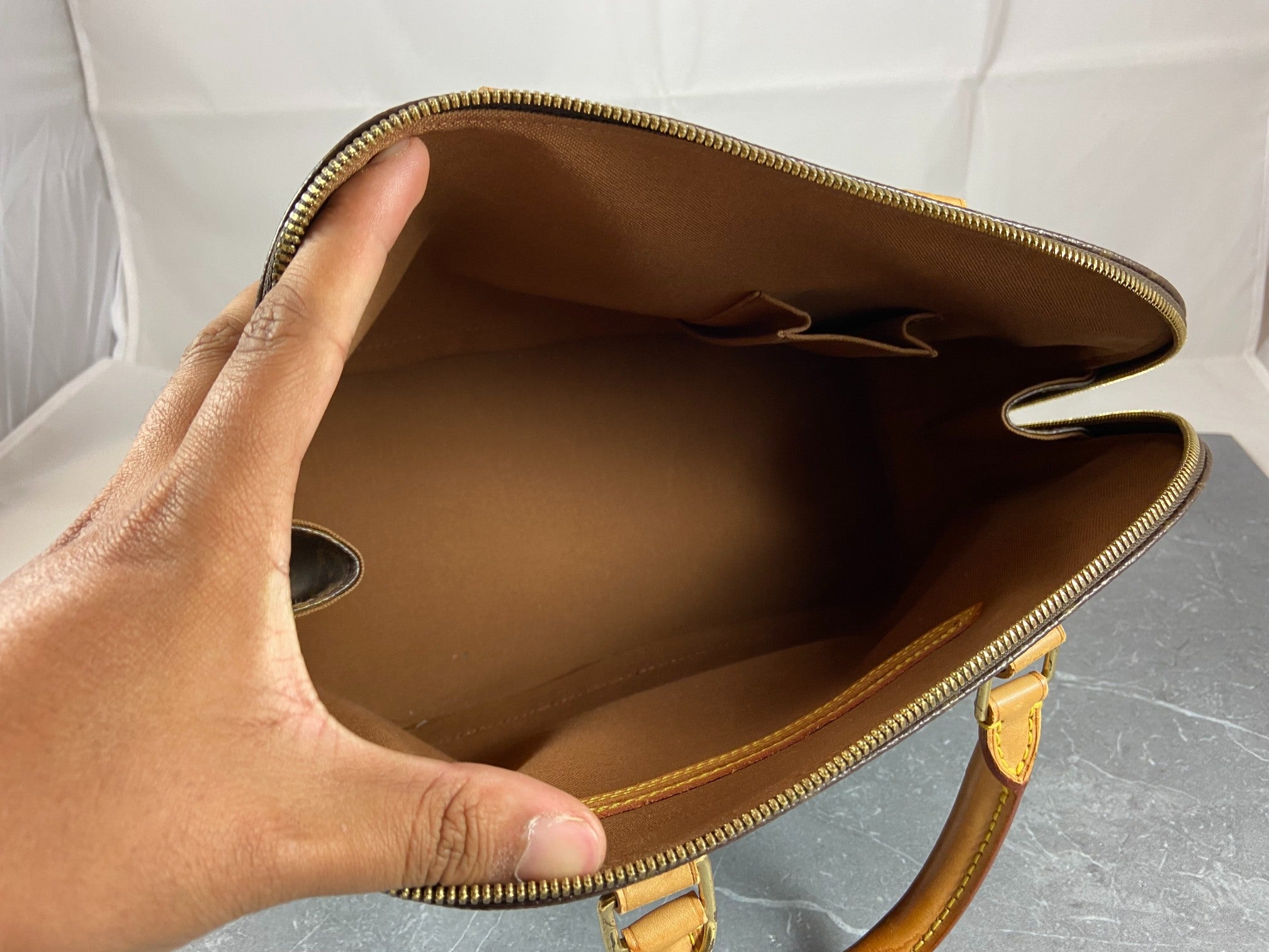 Louis Vuitton Alma PM Monogram Canvas