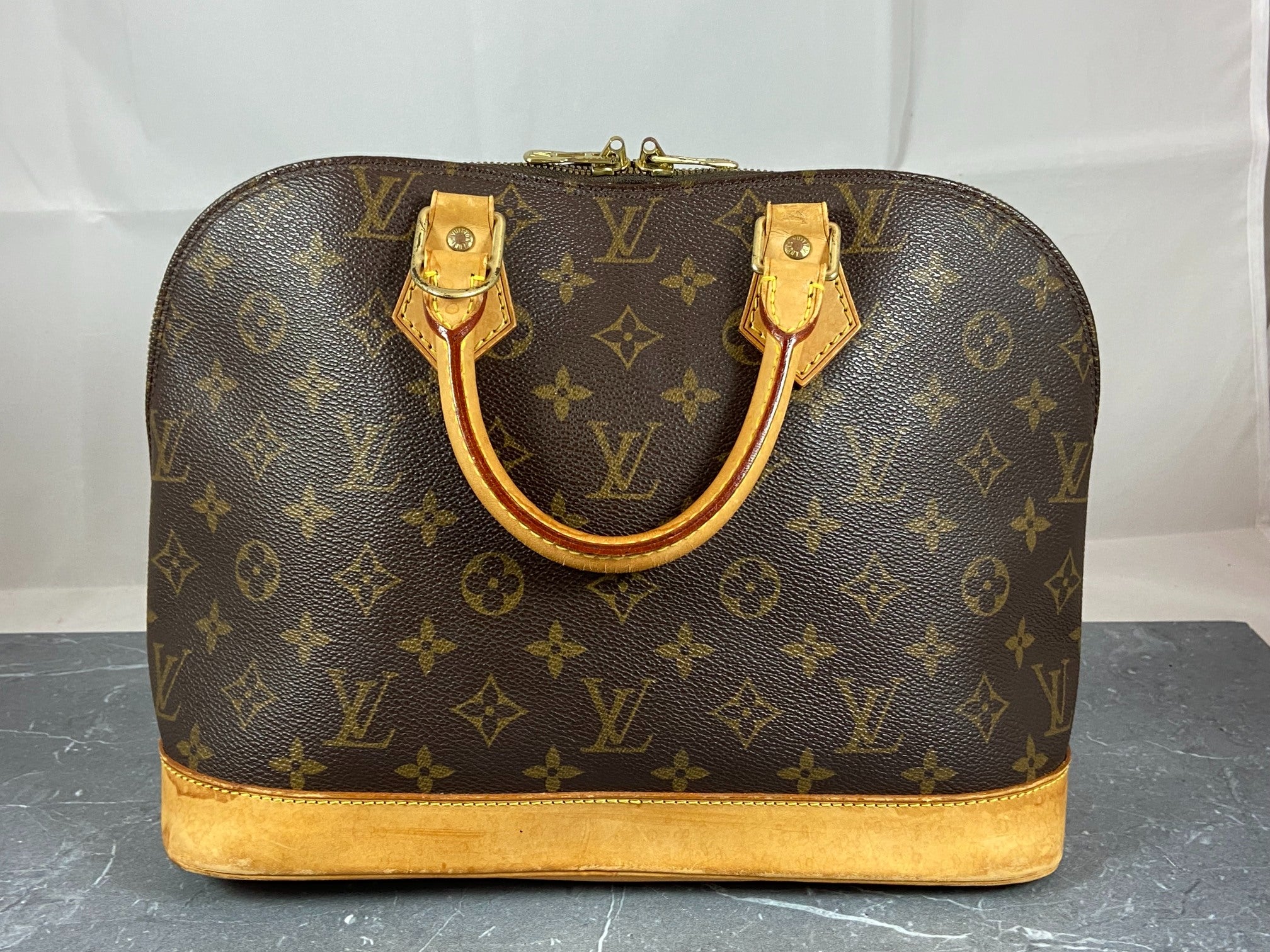 Louis Vuitton Alma PM Monogram Canvas