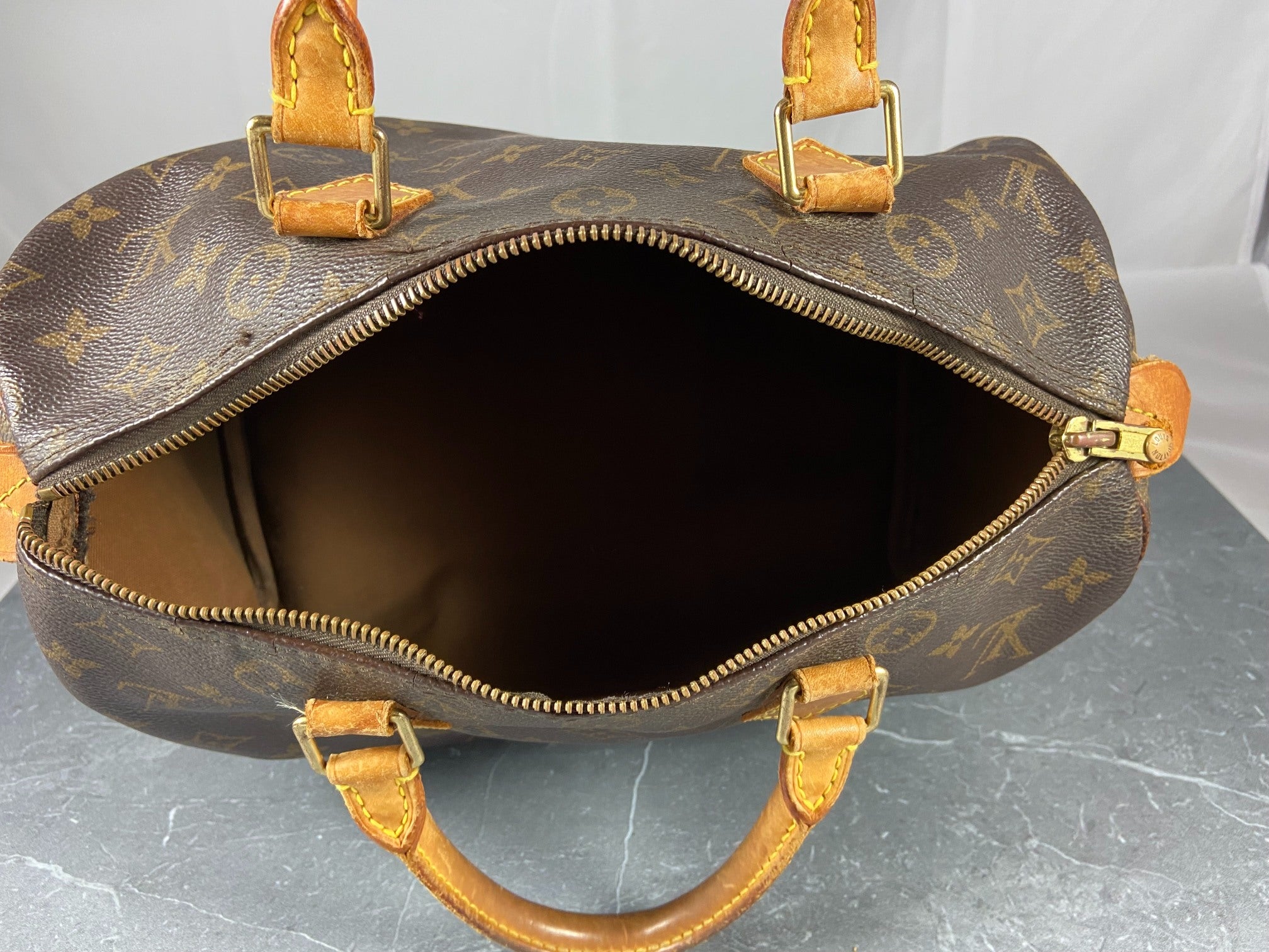 Louis Vuitton Speedy 30 Monogram Canvas