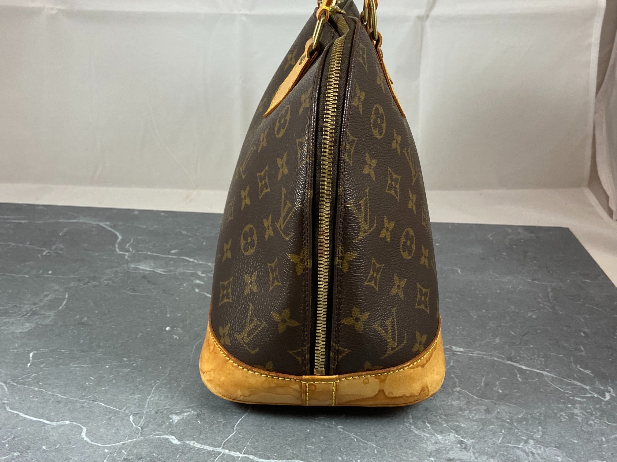 Louis Vuitton Alma PM Monogram Canvas